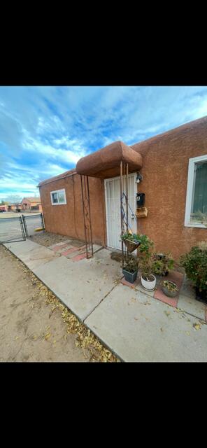 Photo 16 — 525 Valencia Drive SE