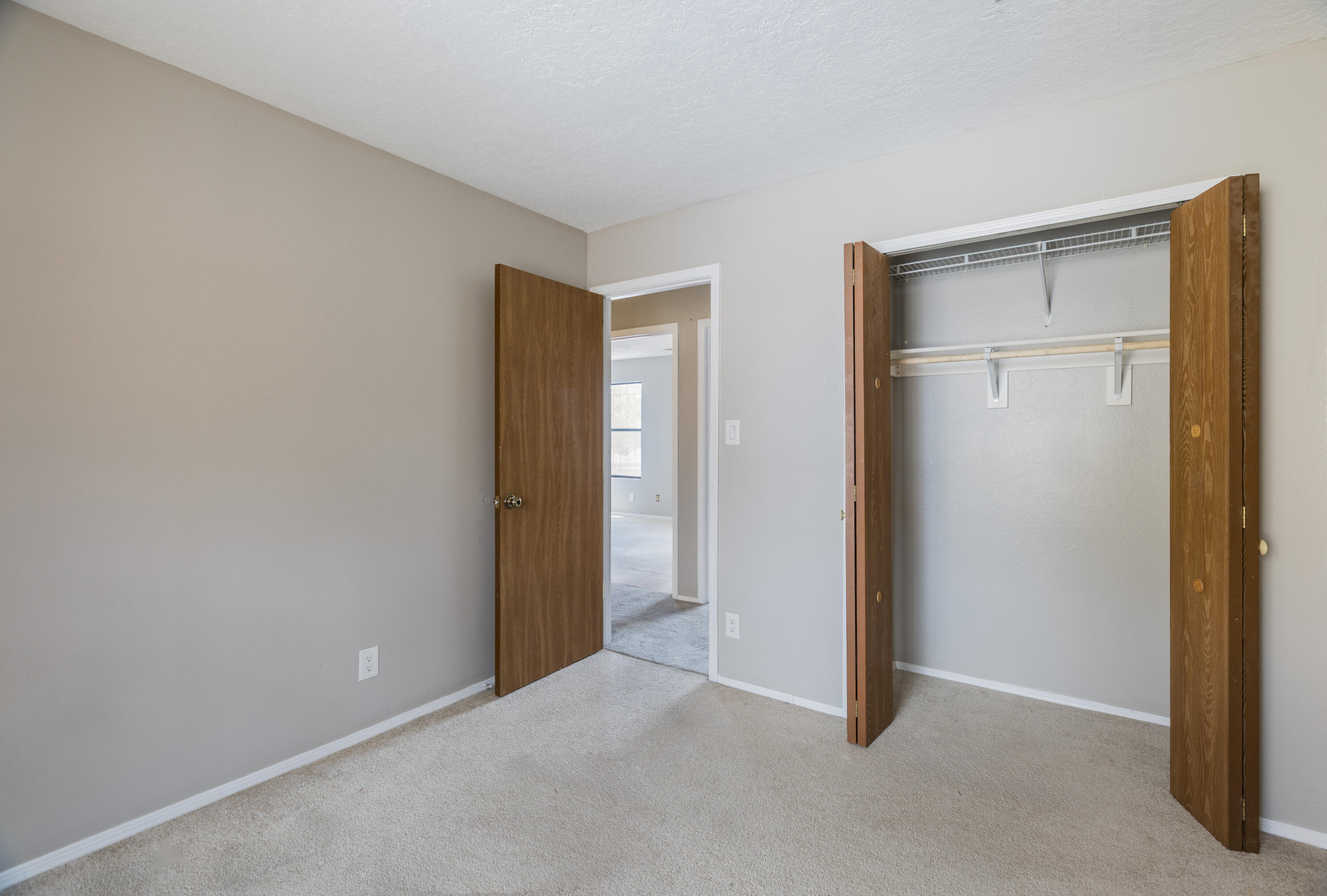 Photo 4 — 1816 Peach Road NE