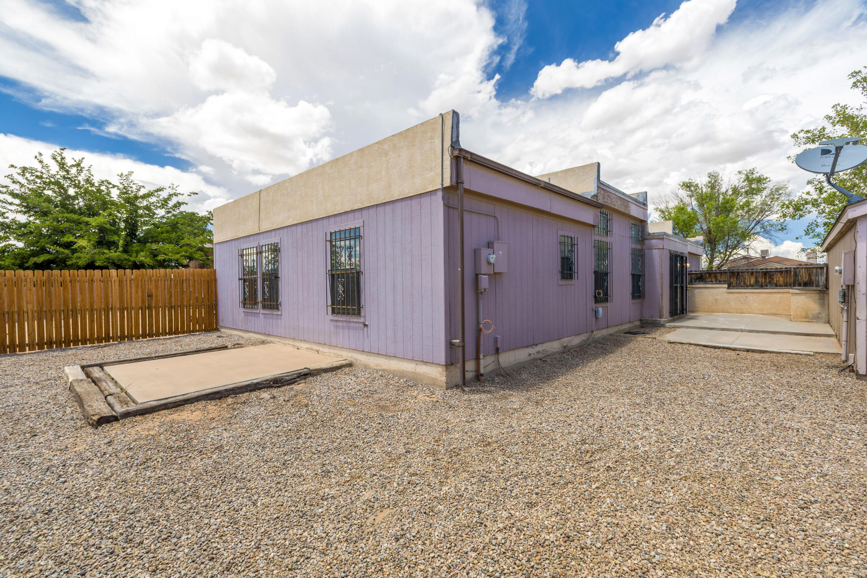 Photo 3 — 1816 Peach Road NE