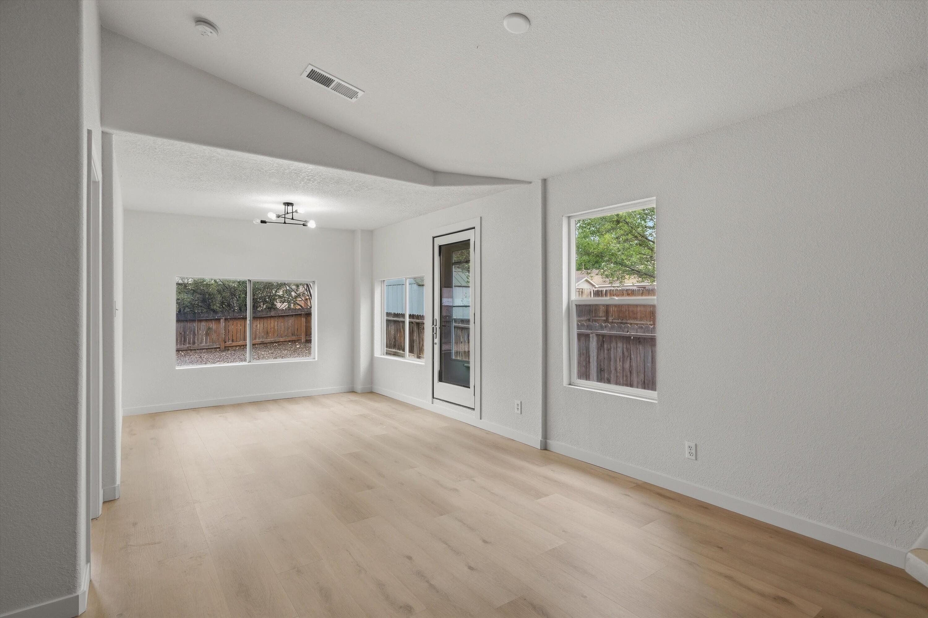 Photo 11 — 644 Valley Meadows Drive NE