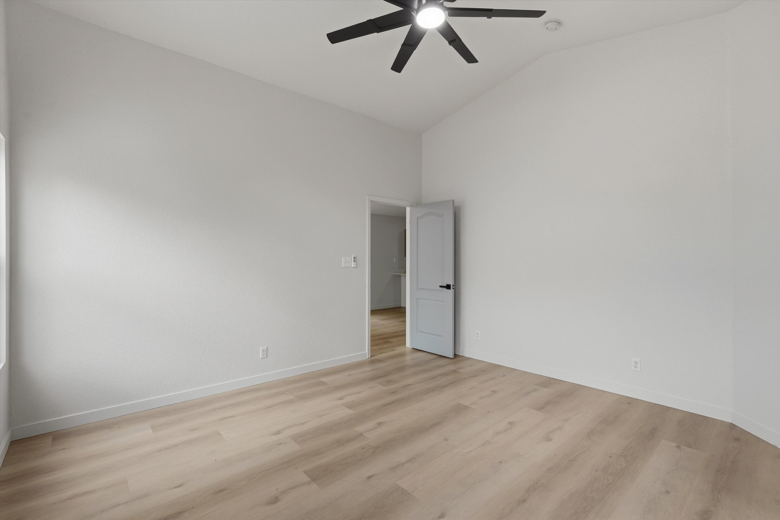 Photo 15 — 644 Valley Meadows Drive NE