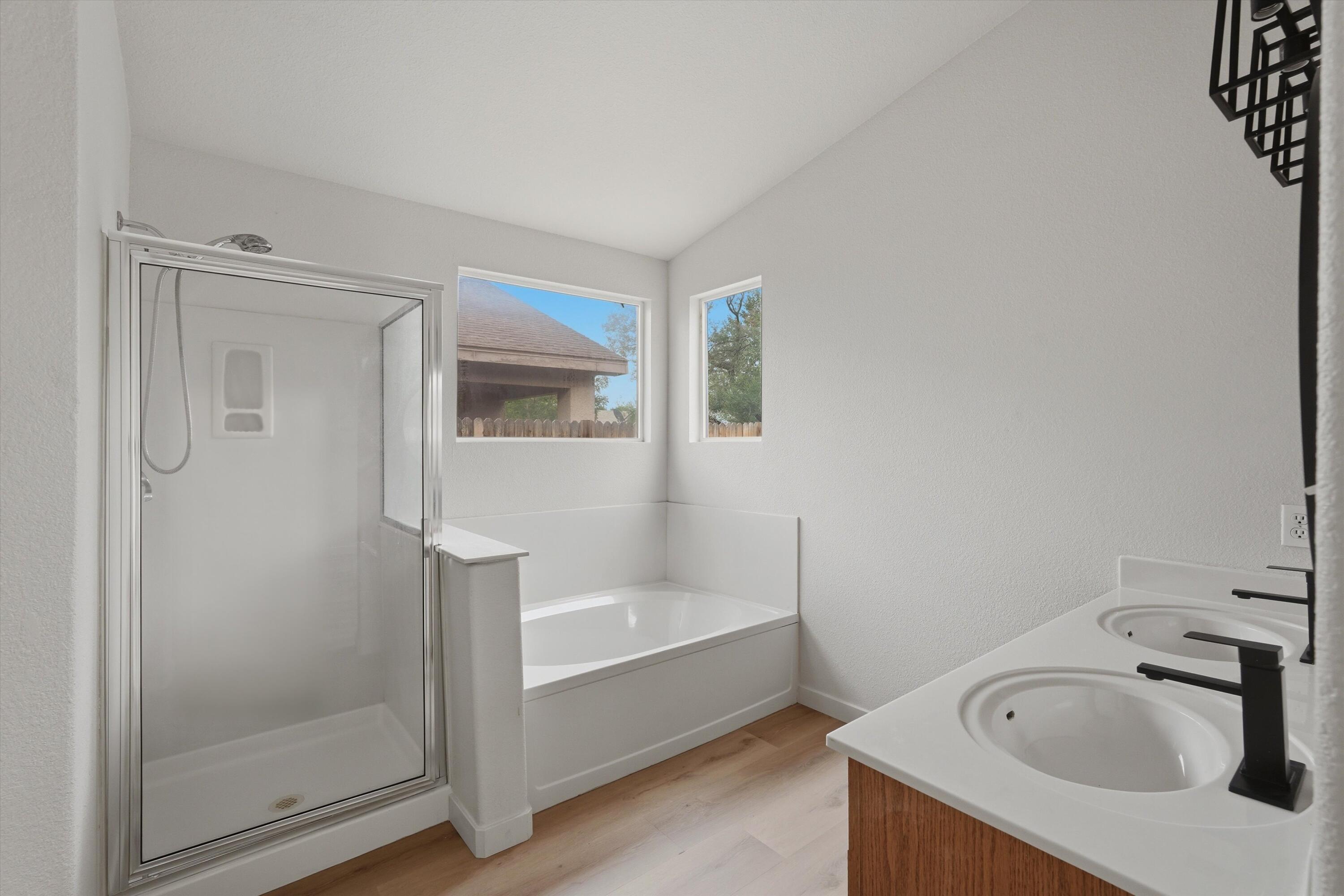 Photo 16 — 644 Valley Meadows Drive NE
