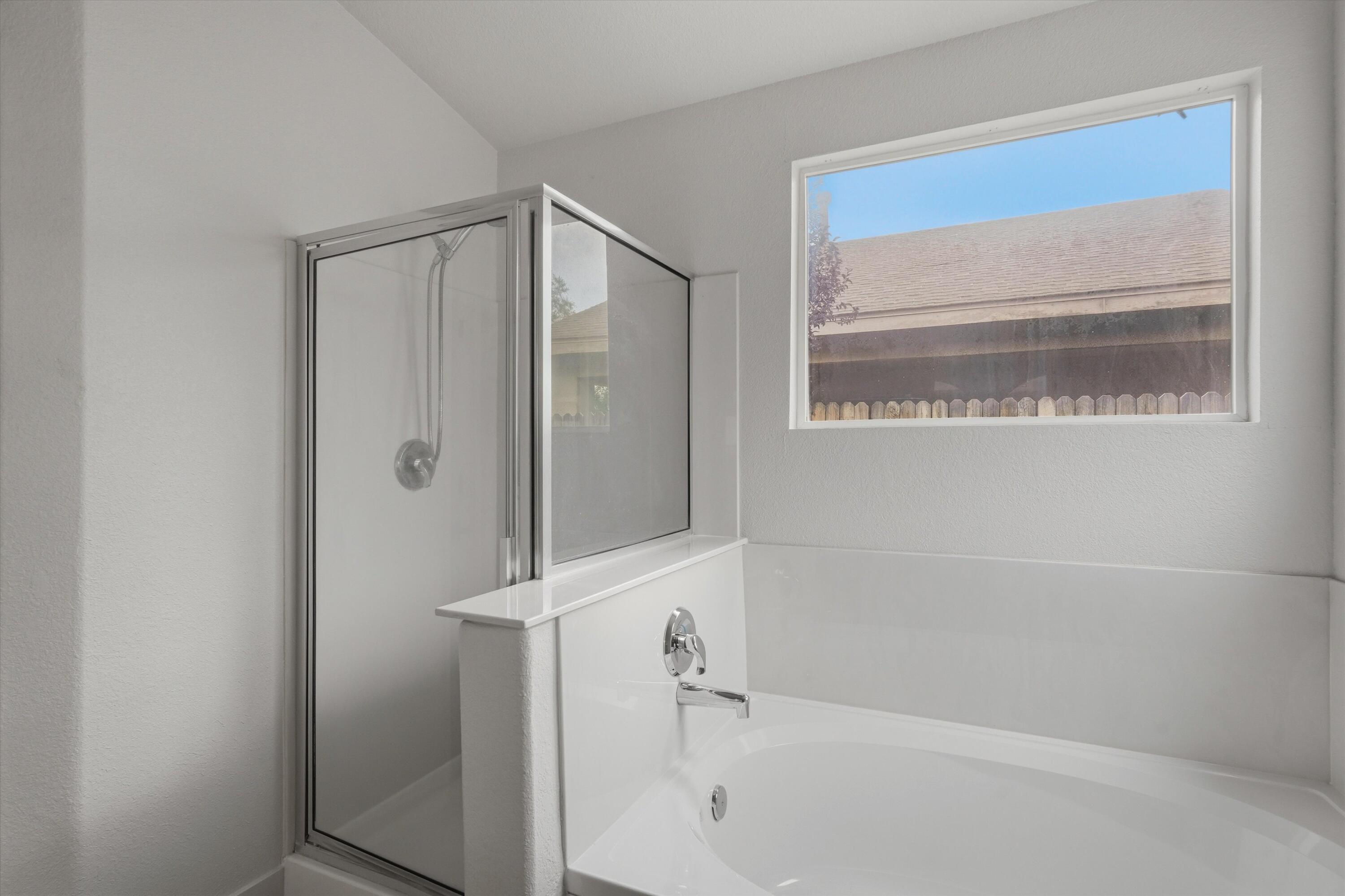 Photo 18 — 644 Valley Meadows Drive NE