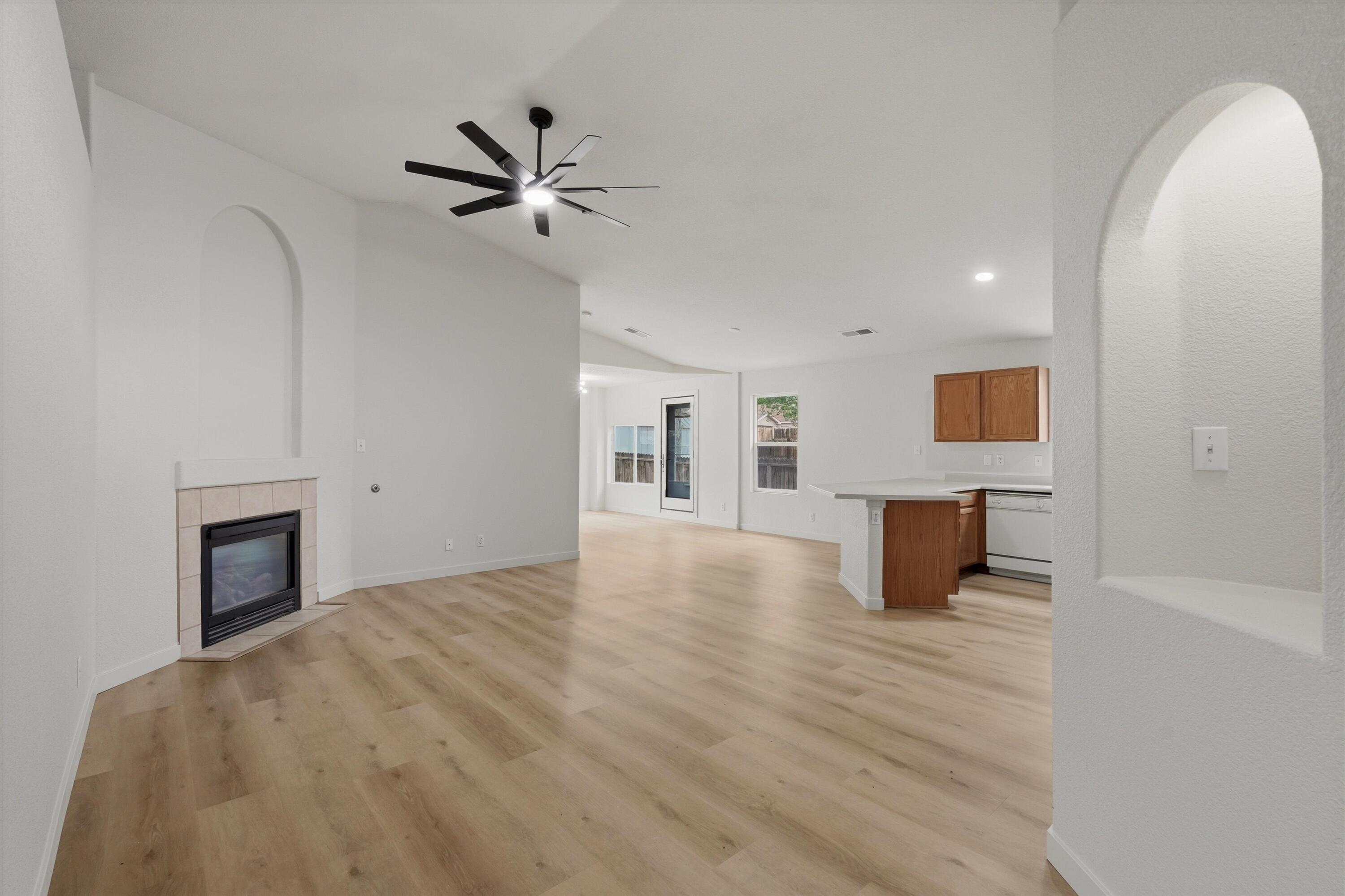 Photo 3 — 644 Valley Meadows Drive NE