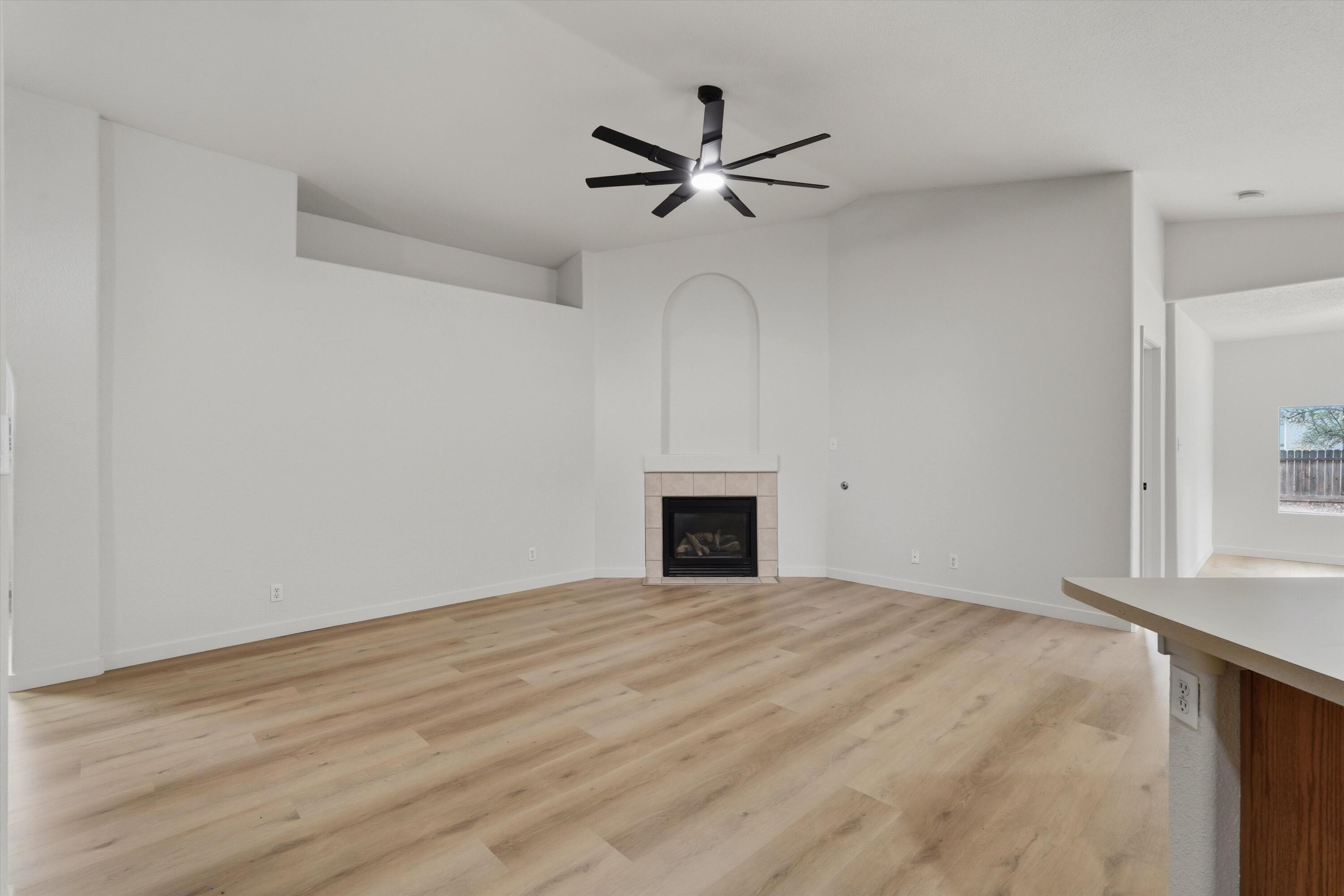 Photo 4 — 644 Valley Meadows Drive NE
