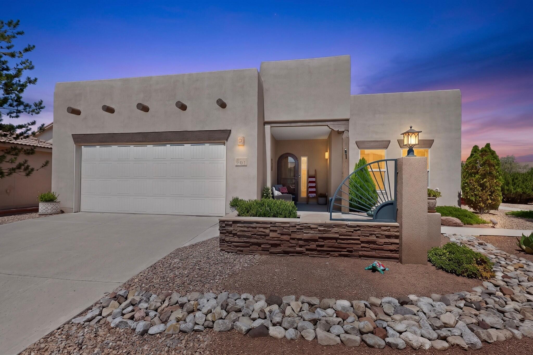 901 Purple Aster Drive, Bernalillo, NM 87004