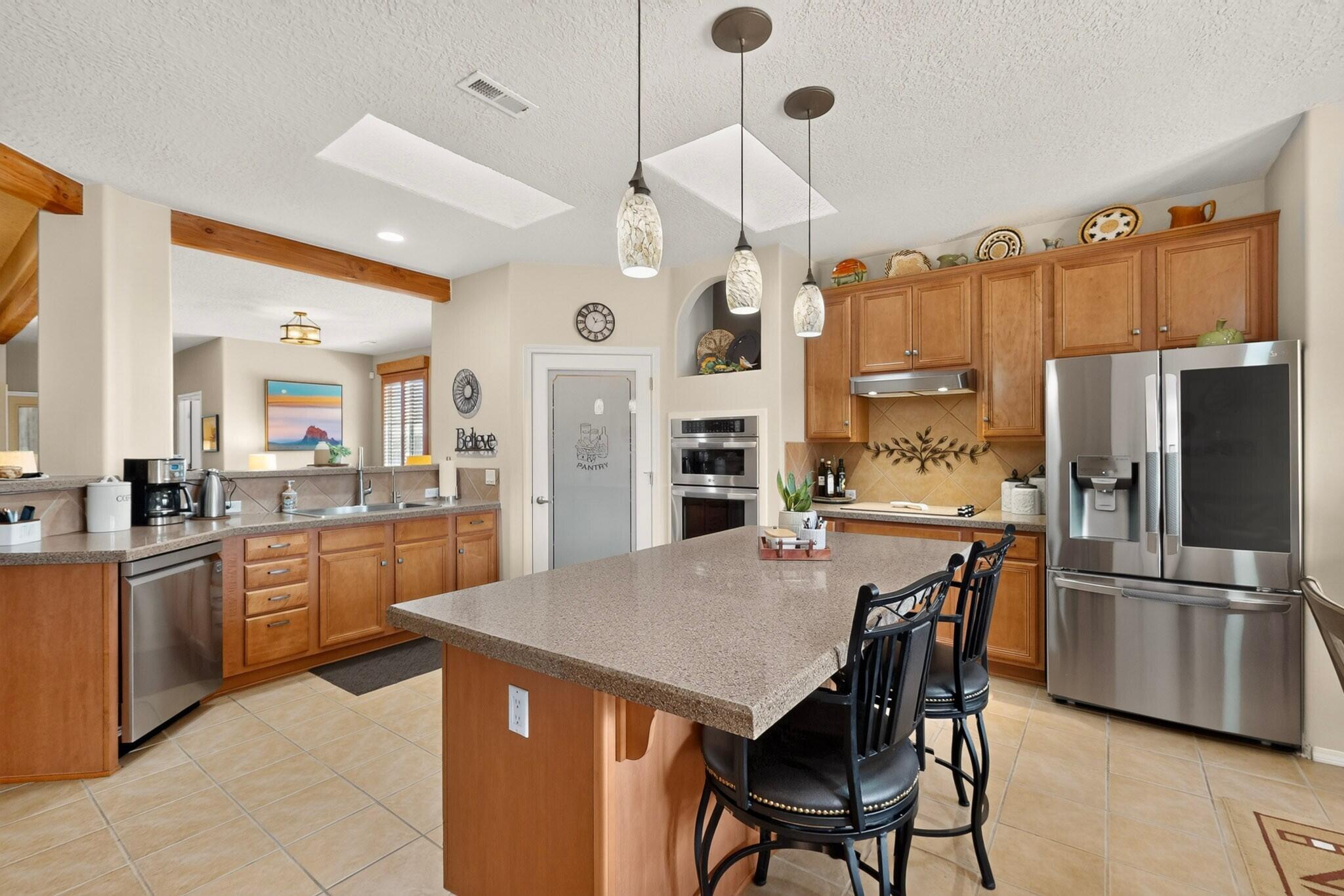 Photo 2 — 901 Purple Aster Drive