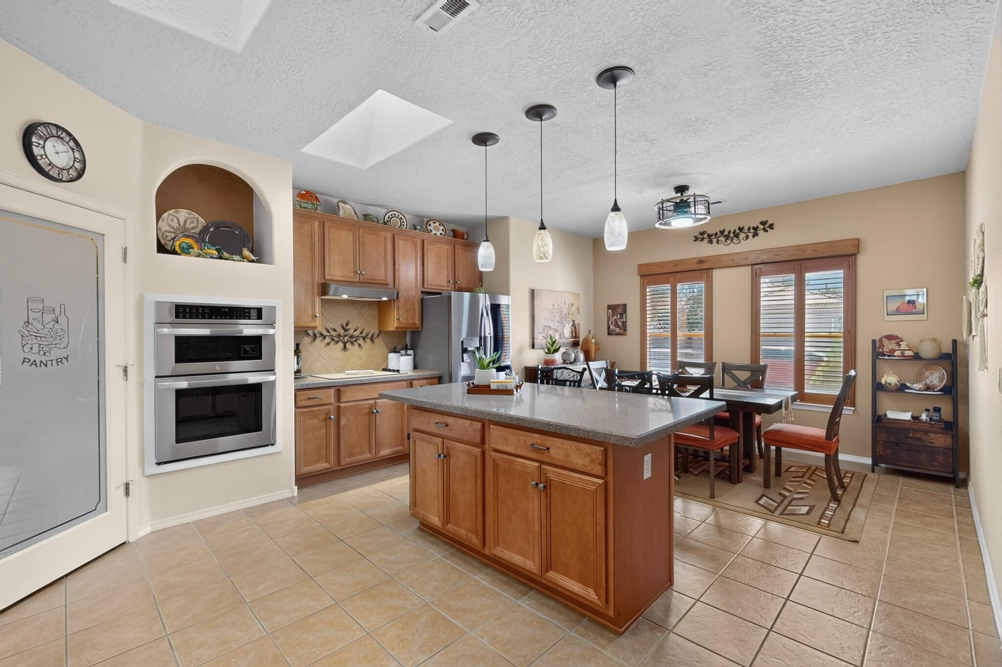 Photo 3 — 901 Purple Aster Drive