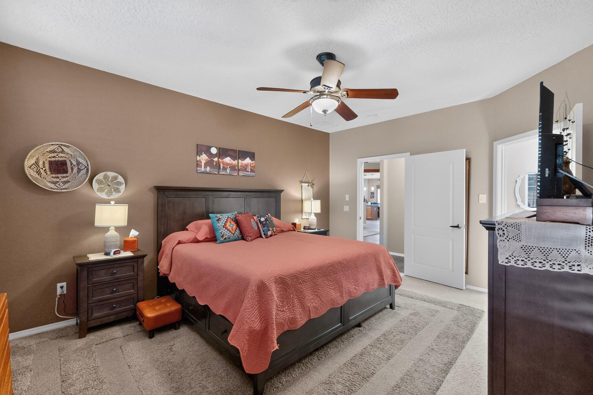 Photo 5 — 901 Purple Aster Drive