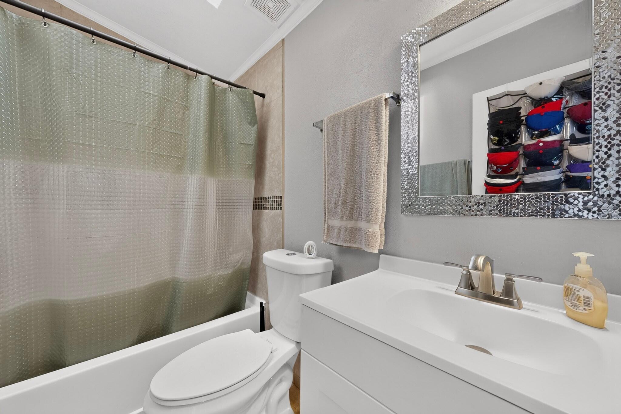 Photo 3 — 8842 Odin Road SW
