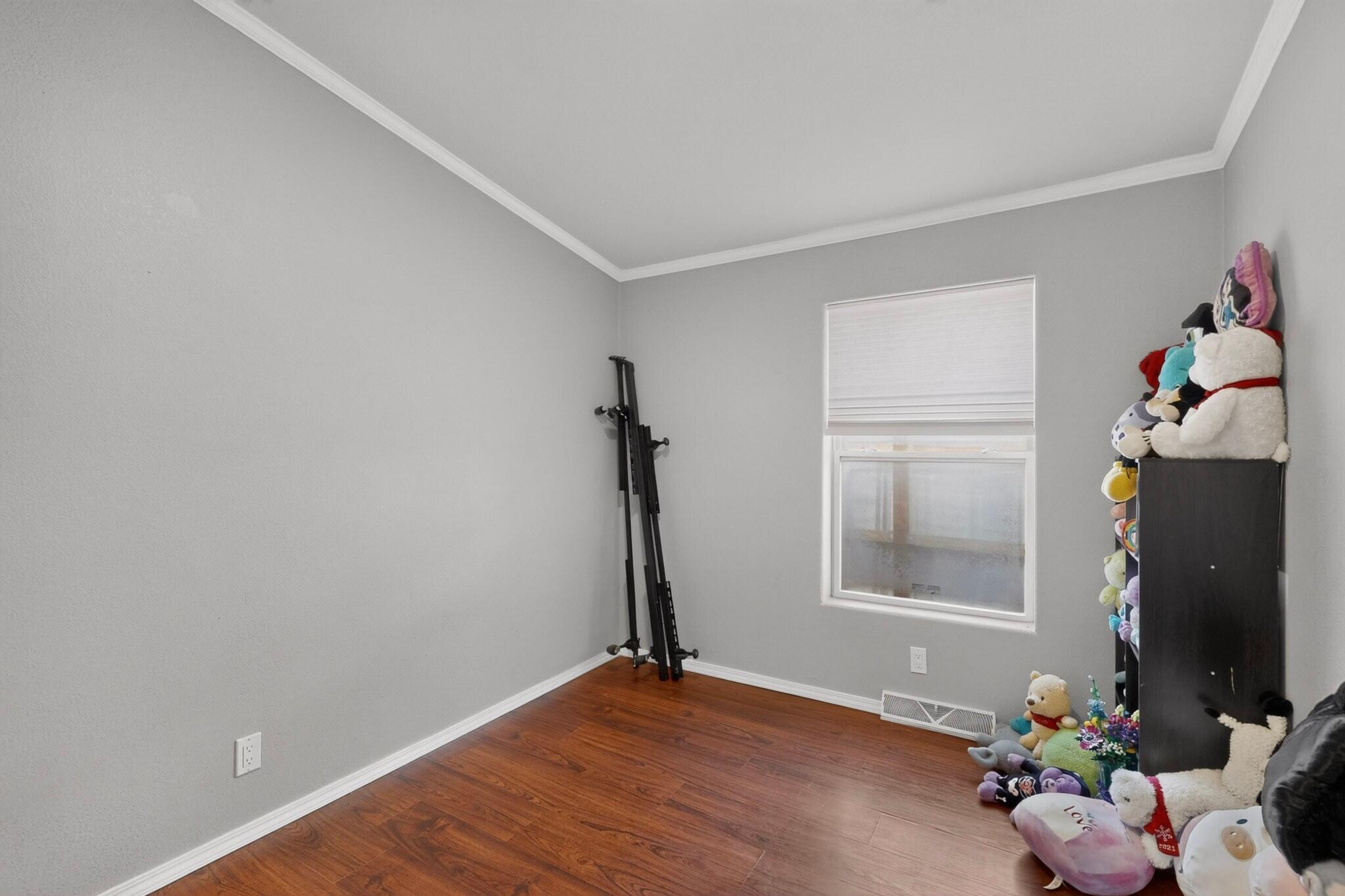 Photo 11 — 8842 Odin Road SW