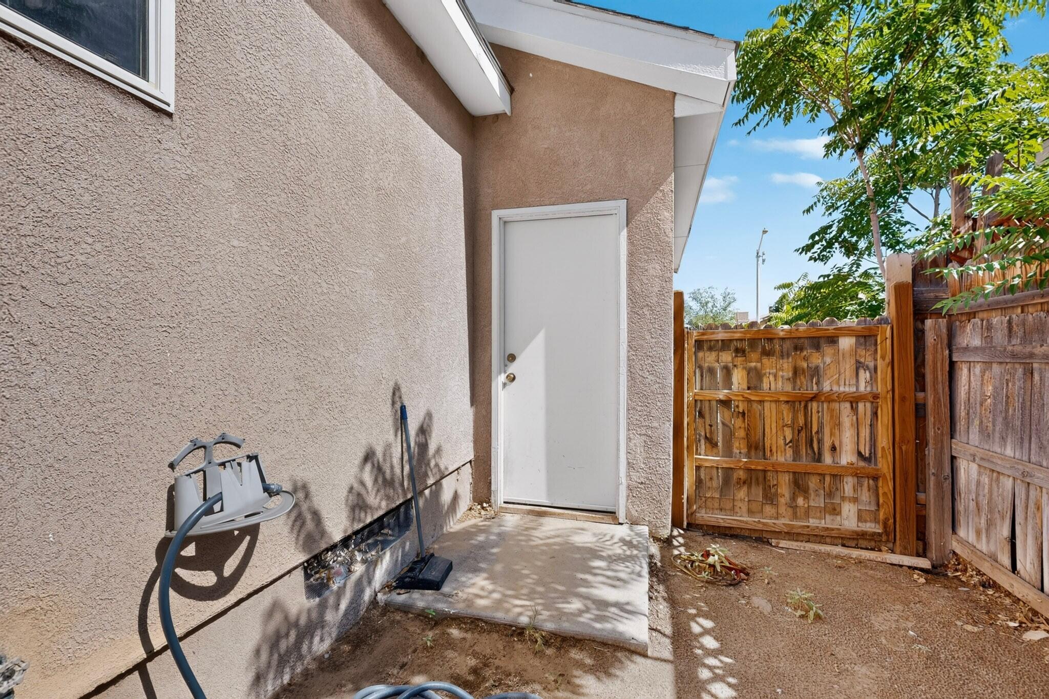 Photo 15 — 8842 Odin Road SW