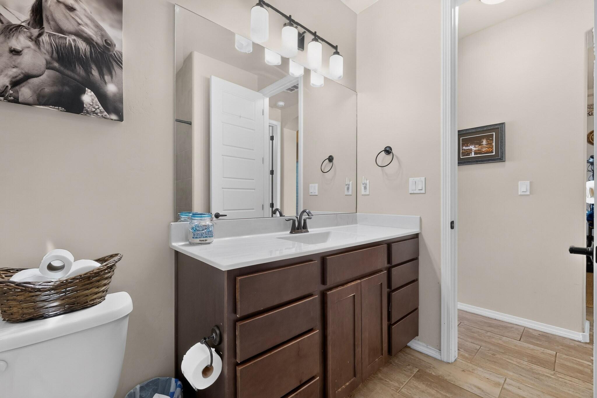 Photo 3 — 139 Suez Road NE