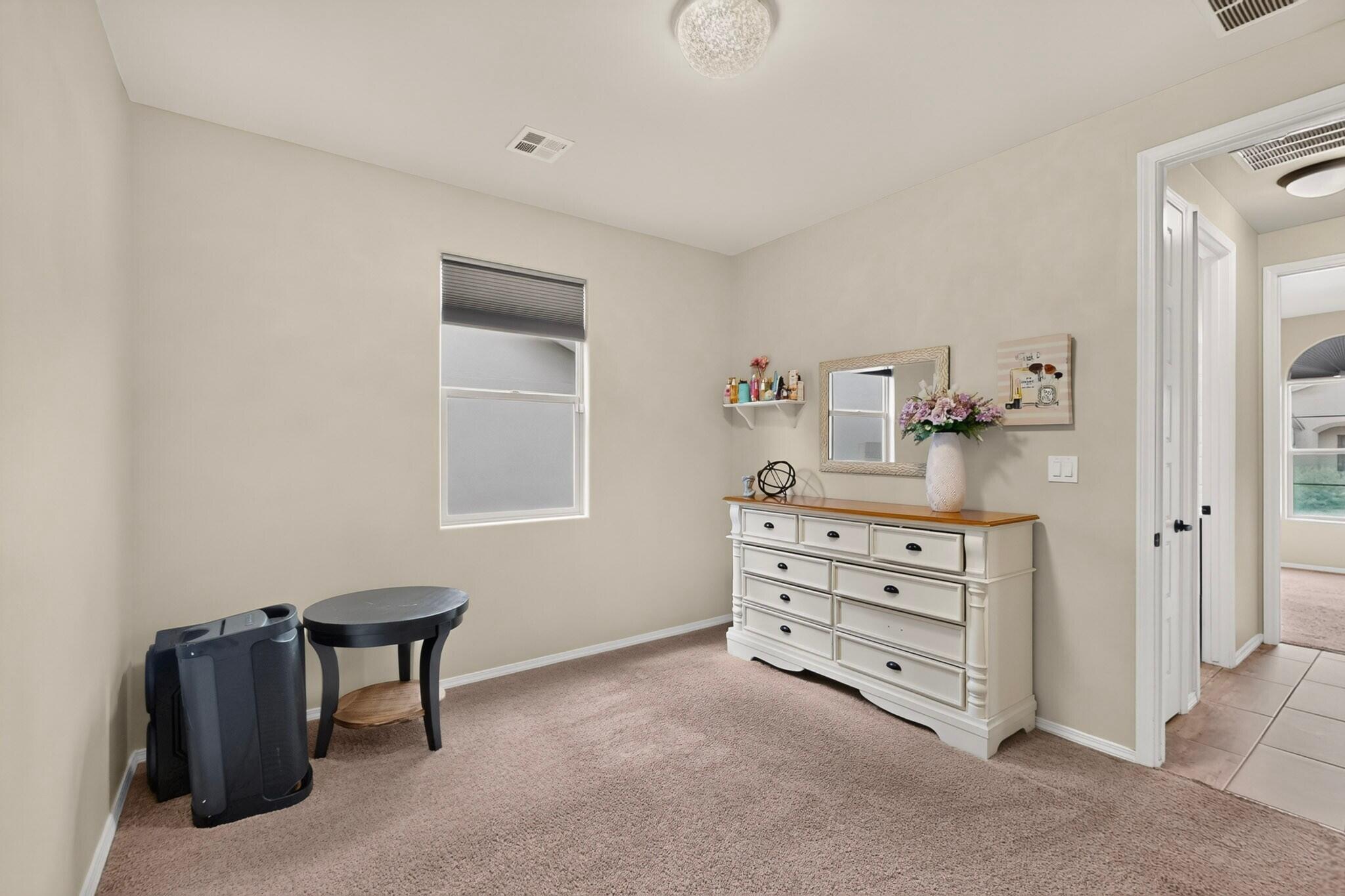 Photo 9 — 139 Suez Road NE