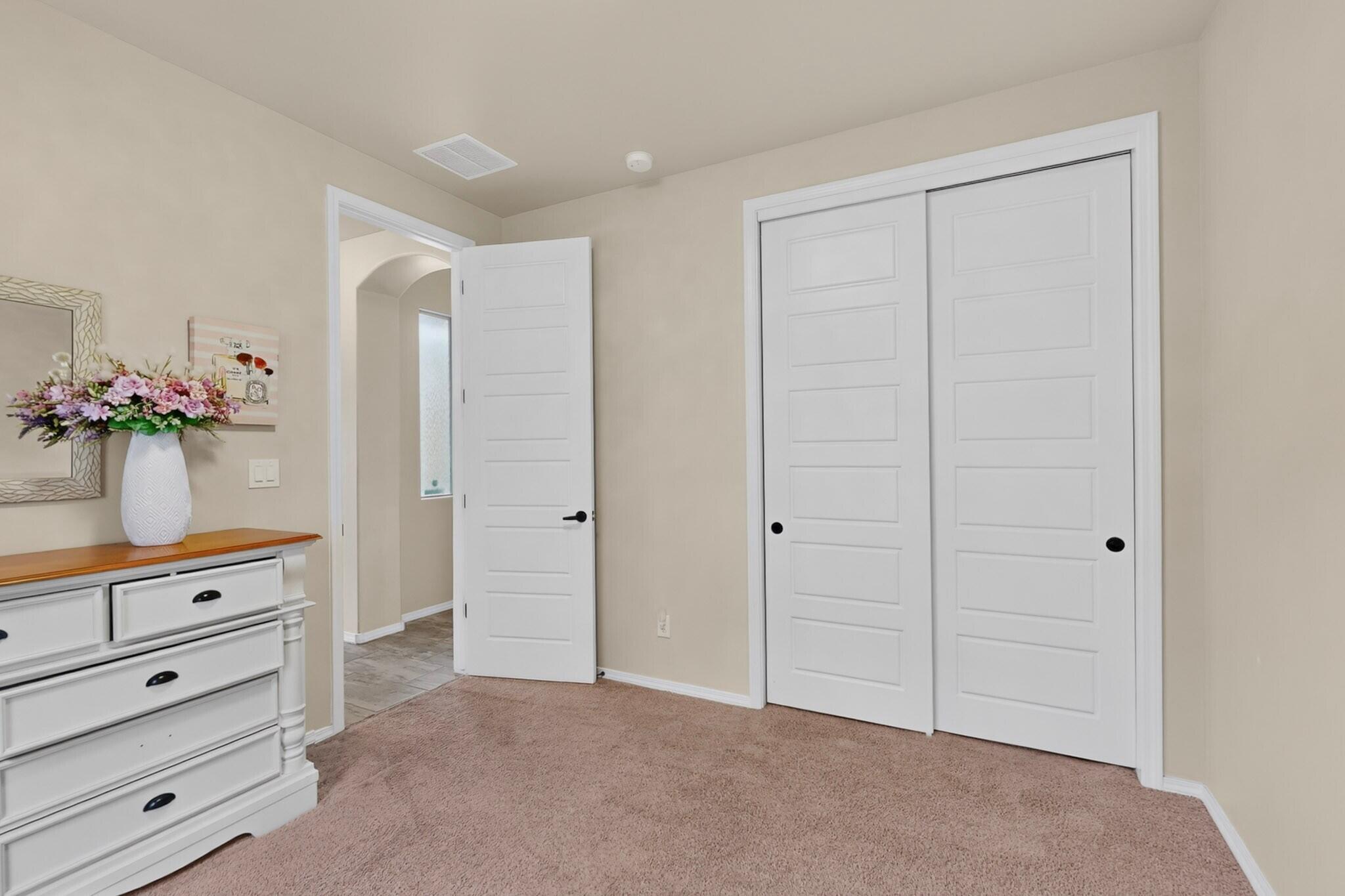 Photo 10 — 139 Suez Road NE