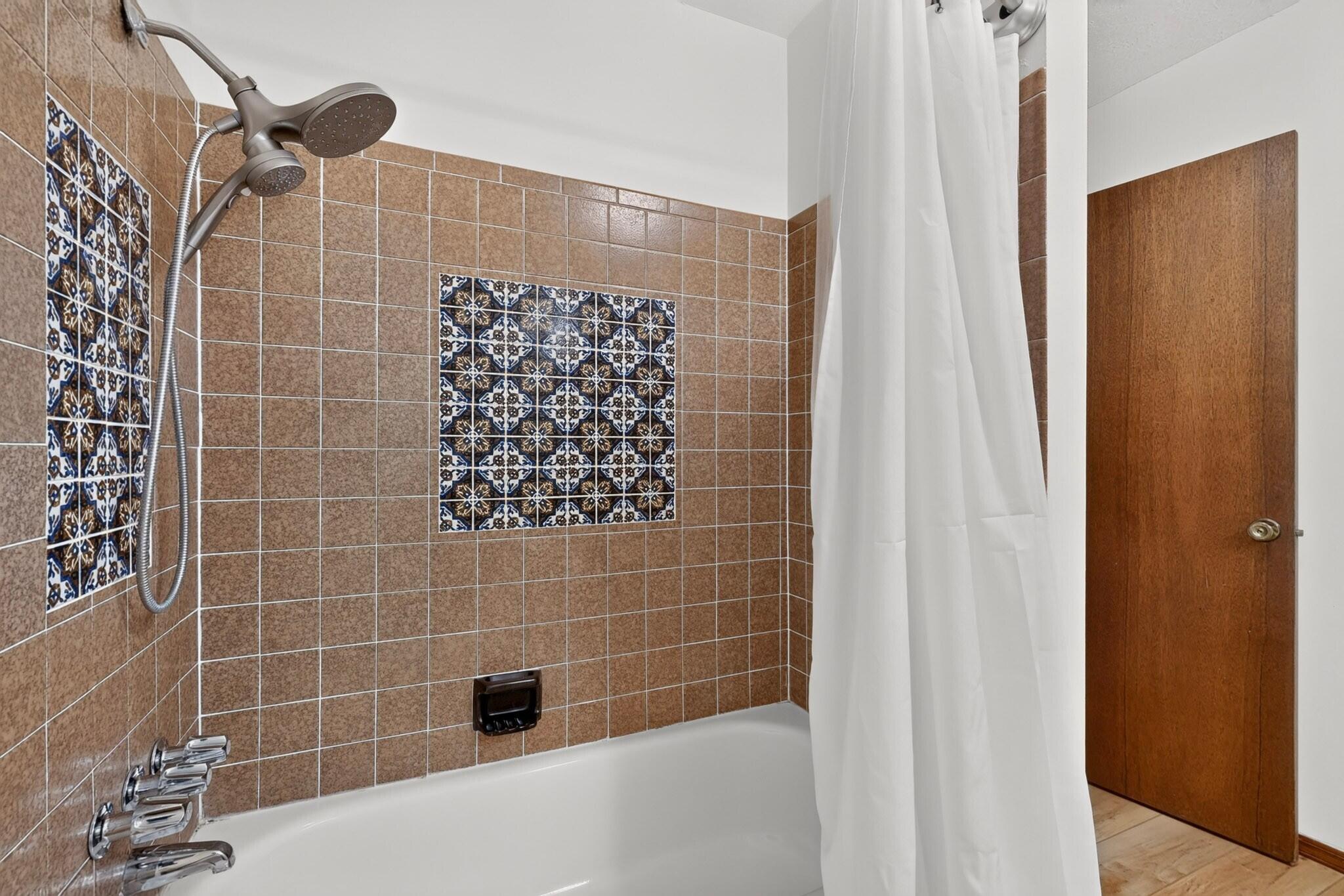 Photo 4 — 2524 Madre Drive NE