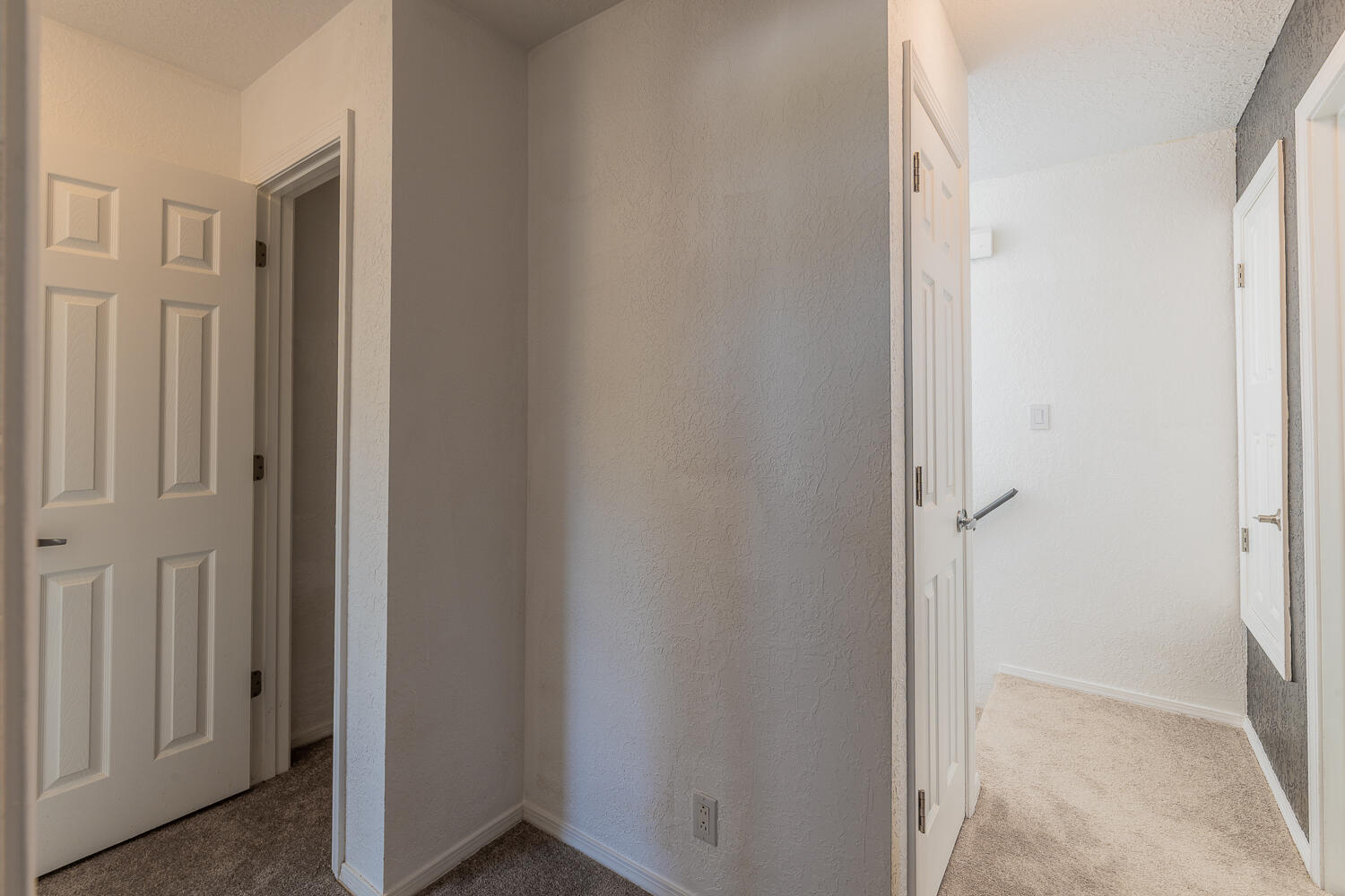 Photo 8 — 2900 Vista Del Rey NE UNIT 29C