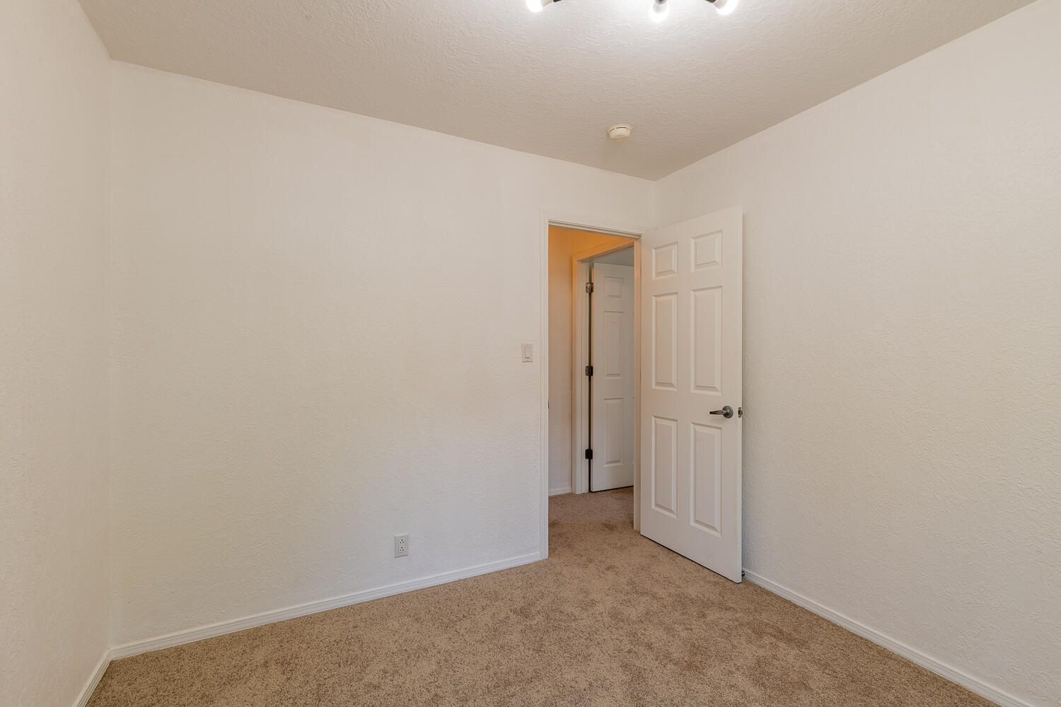 Photo 12 — 2900 Vista Del Rey NE UNIT 29C