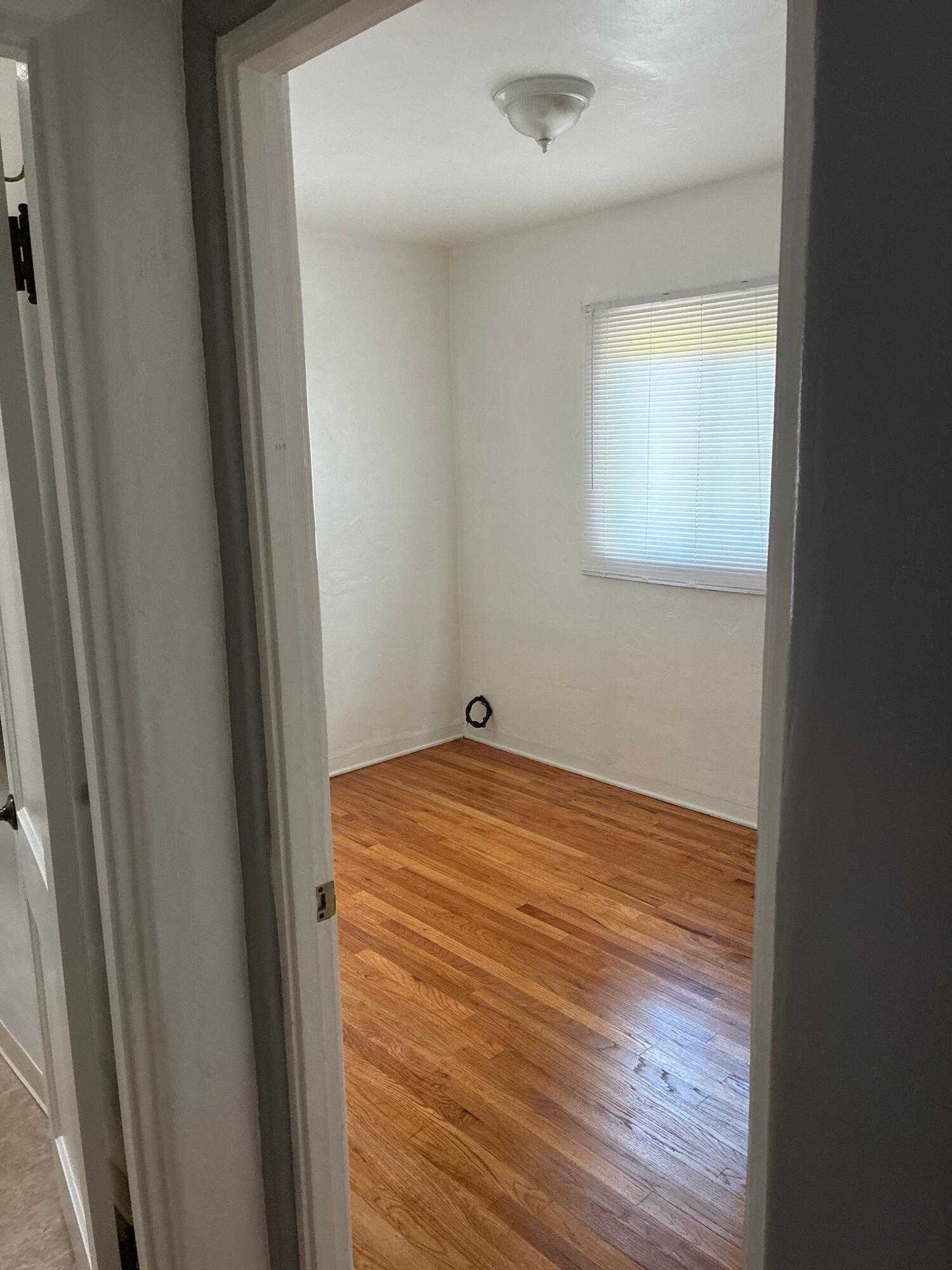 Photo 8 — 2842 Quincy Street NE