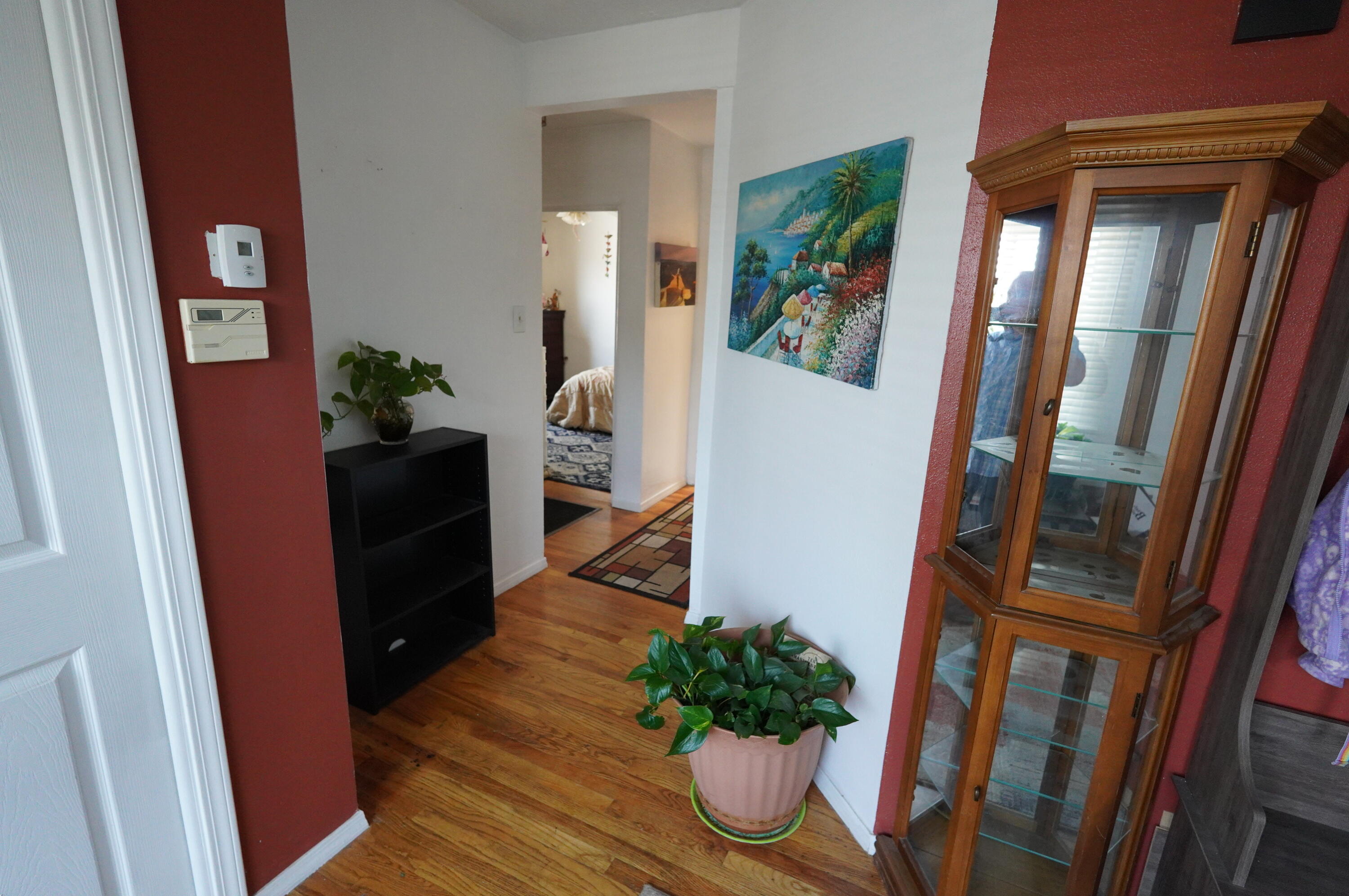 Photo 17 — 2724 Madison Street NE