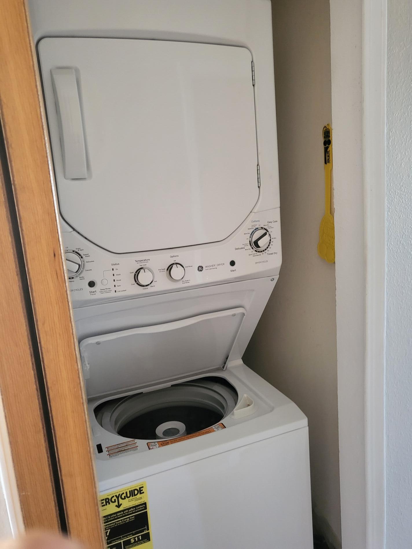 Photo 12 — 831 Country Club Drive SE APT 2D