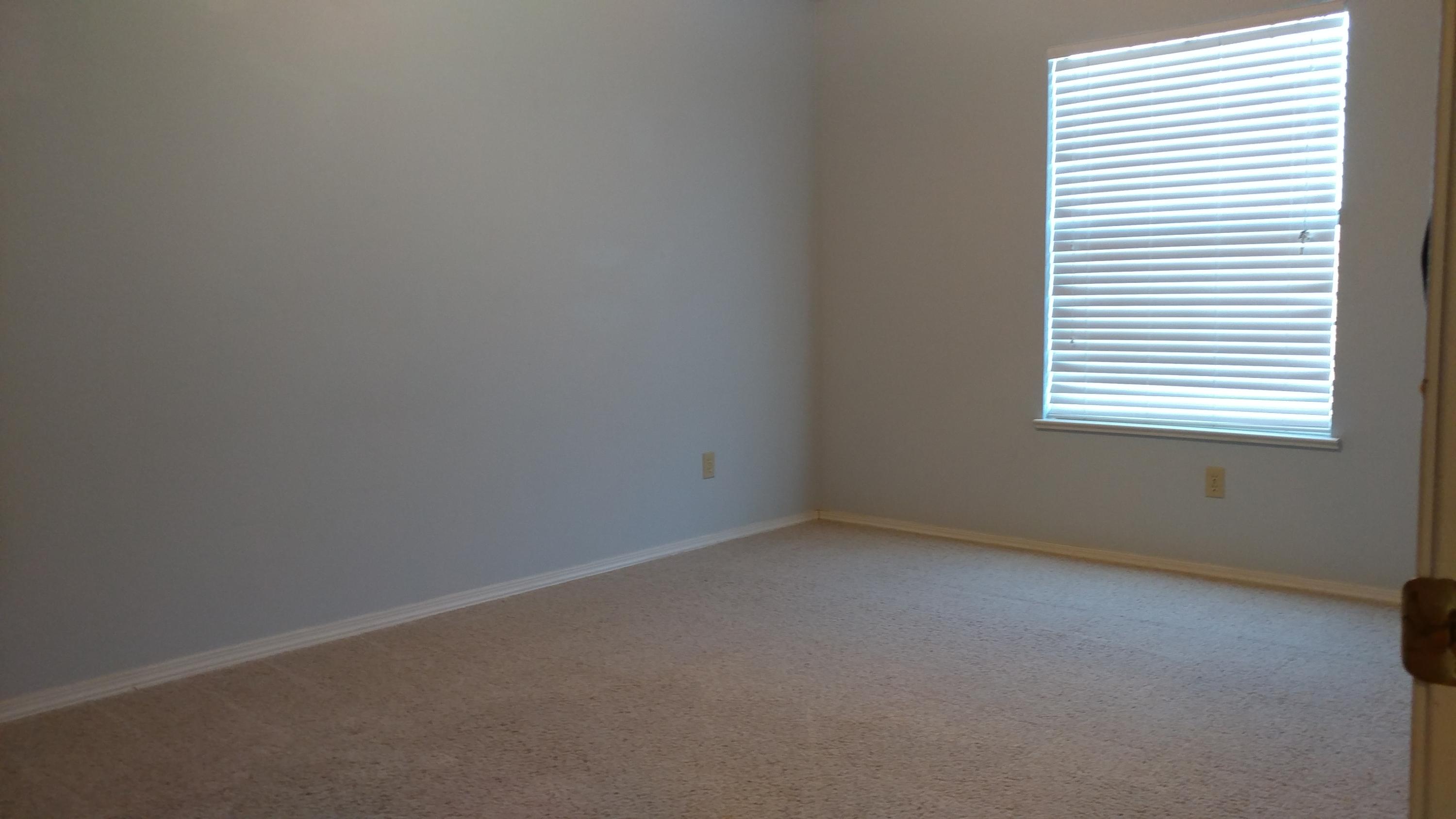 Photo 6 — 831 Country Club Drive SE APT 2D