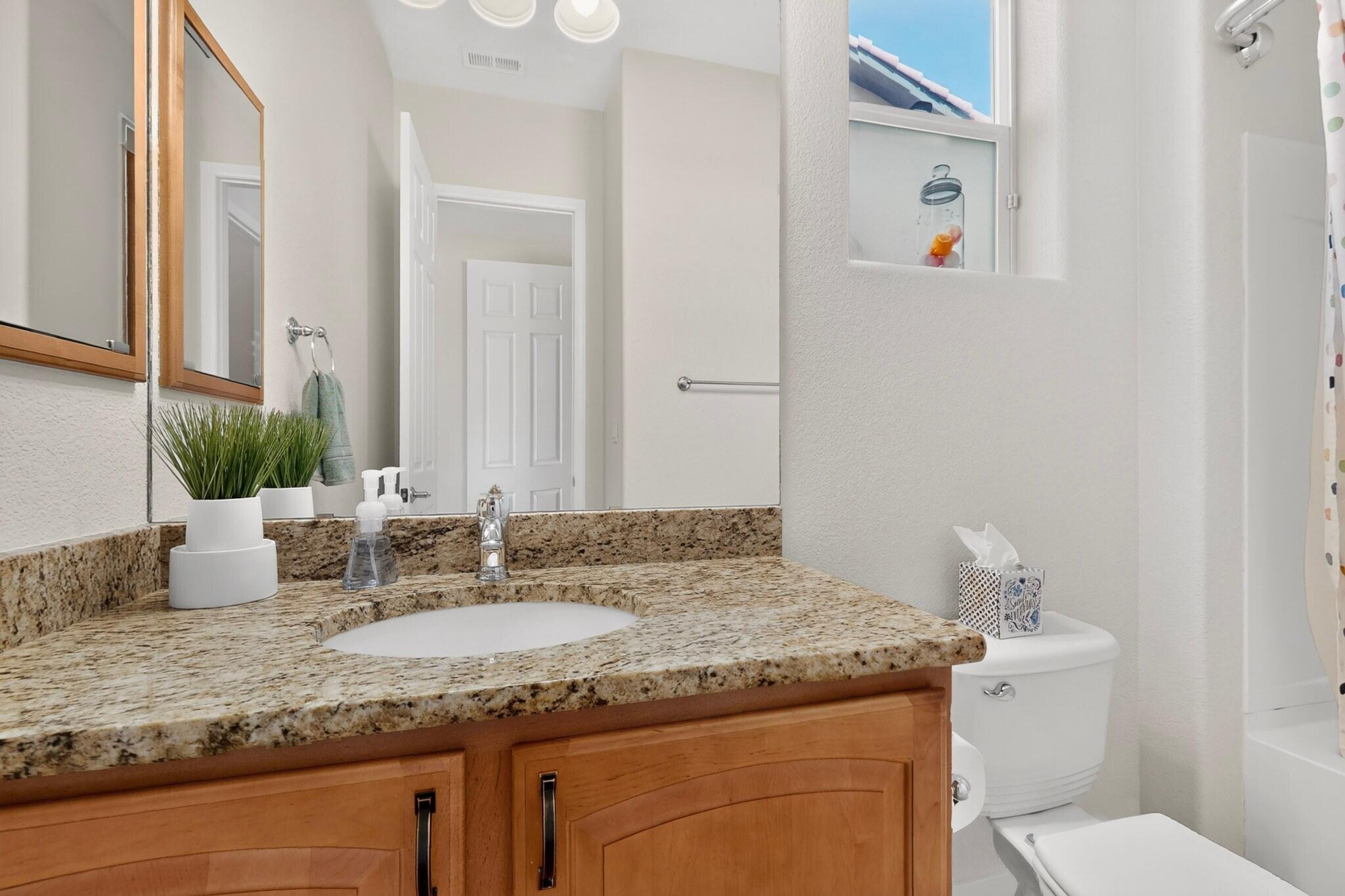 Photo 4 — 3708 Tierra Vista Place NE