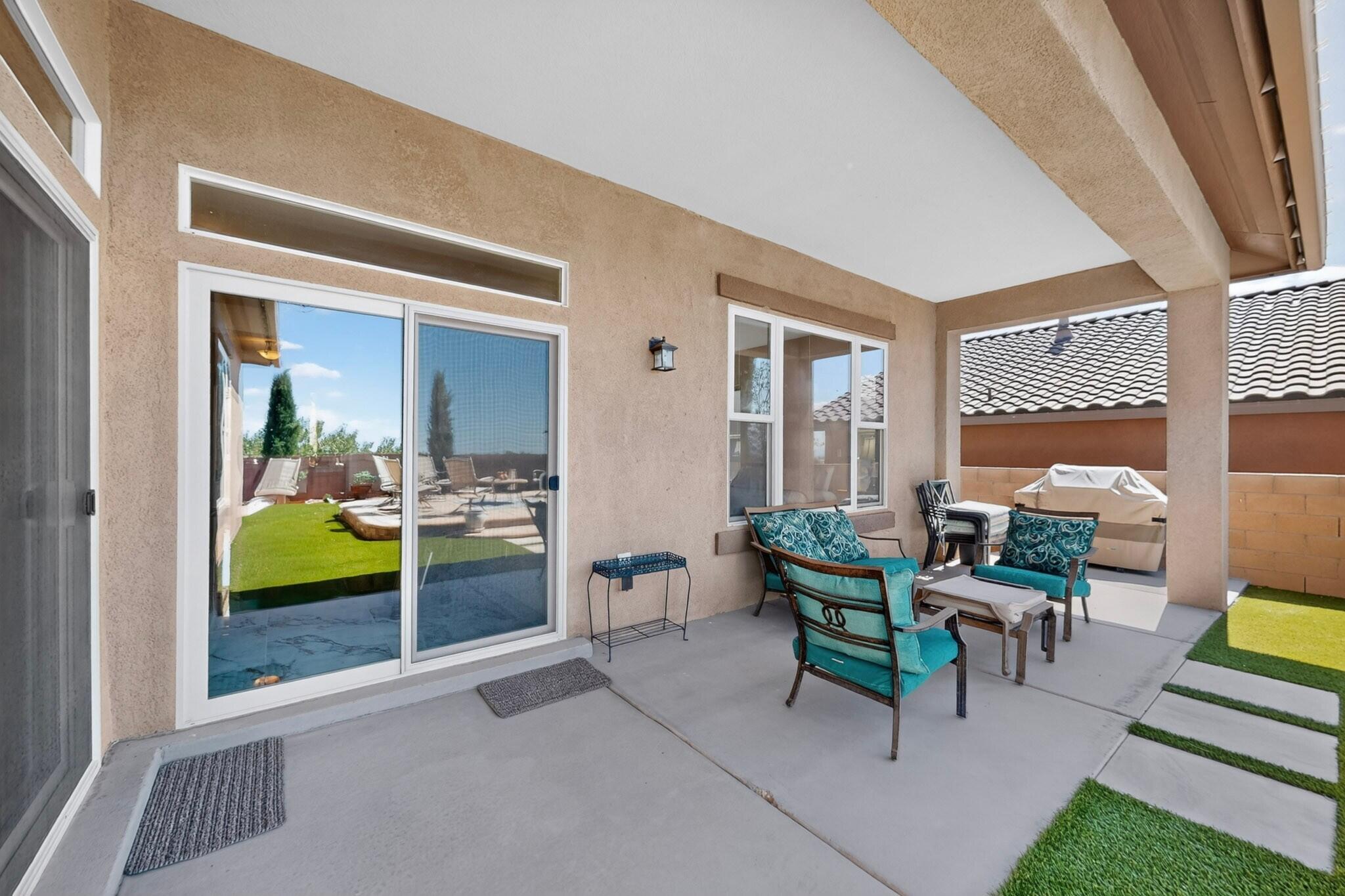 Photo 12 — 3708 Tierra Vista Place NE