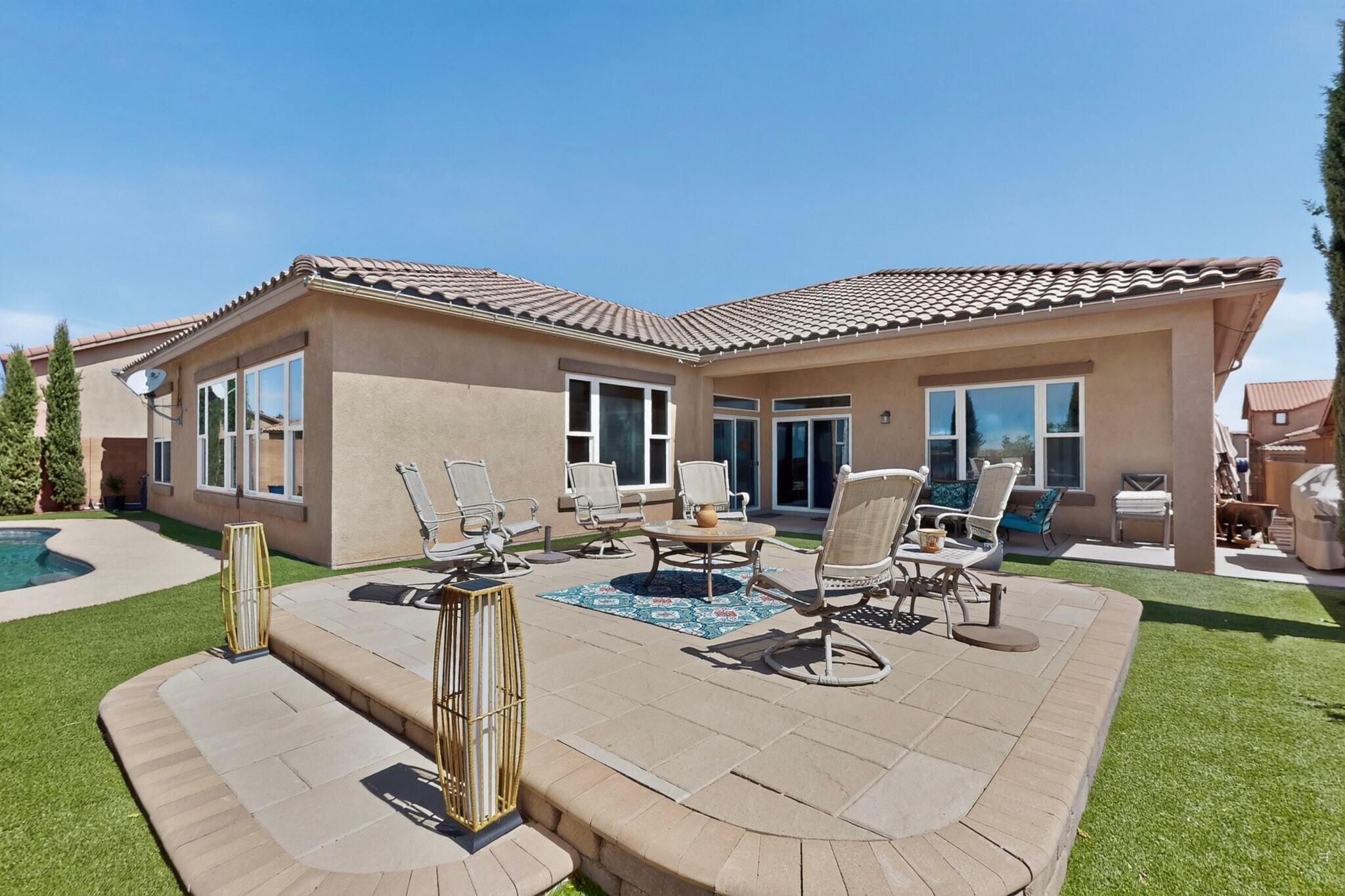 Photo 4 — 3708 Tierra Vista Place NE