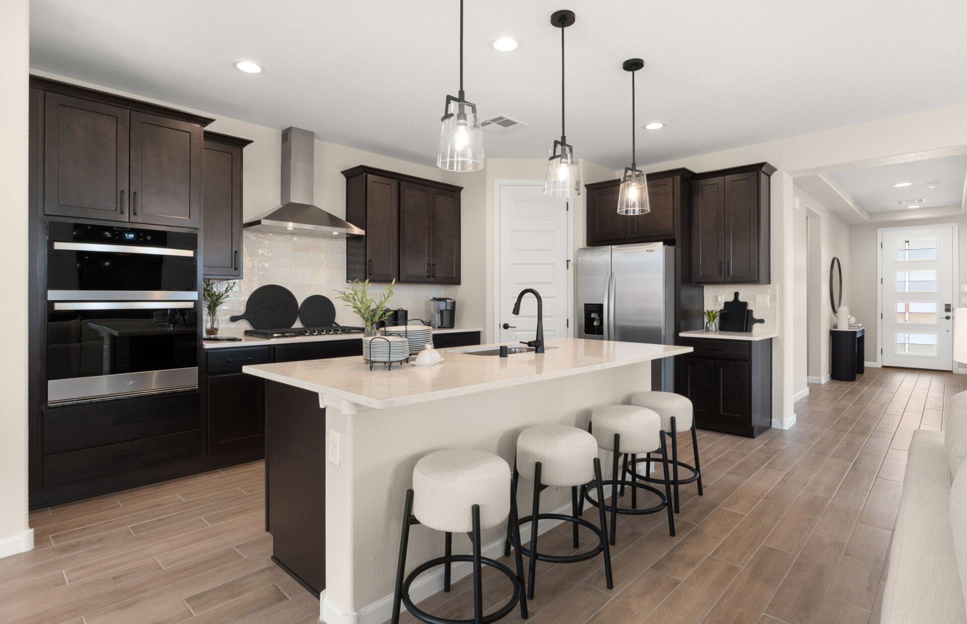 Photo 18 — 2625 Seaforth Circle NE