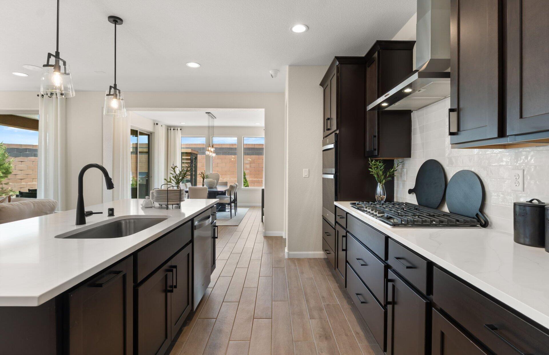 Photo 20 — 2625 Seaforth Circle NE