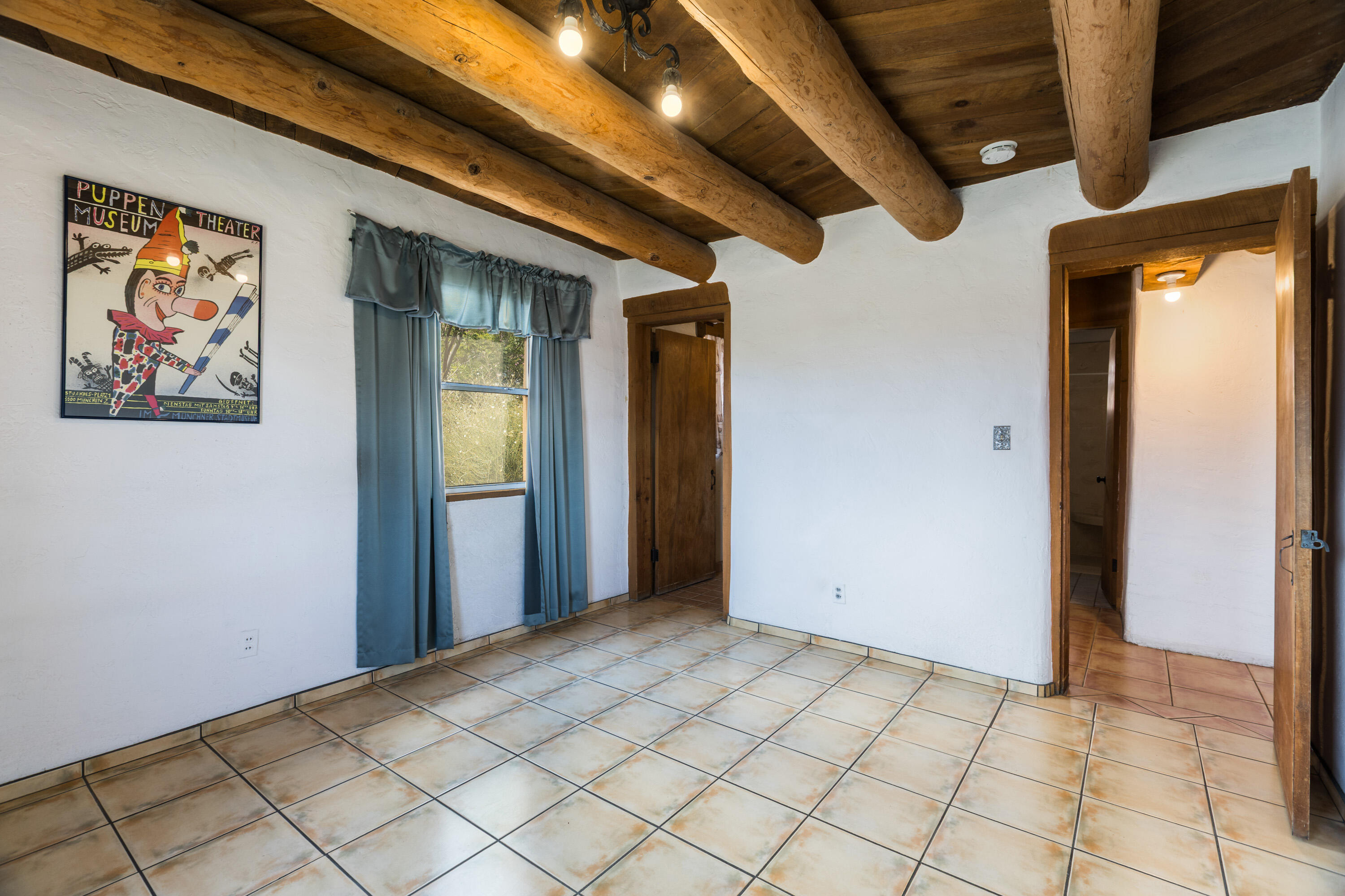 Photo 16 — 815 Rio Vista Circle SW