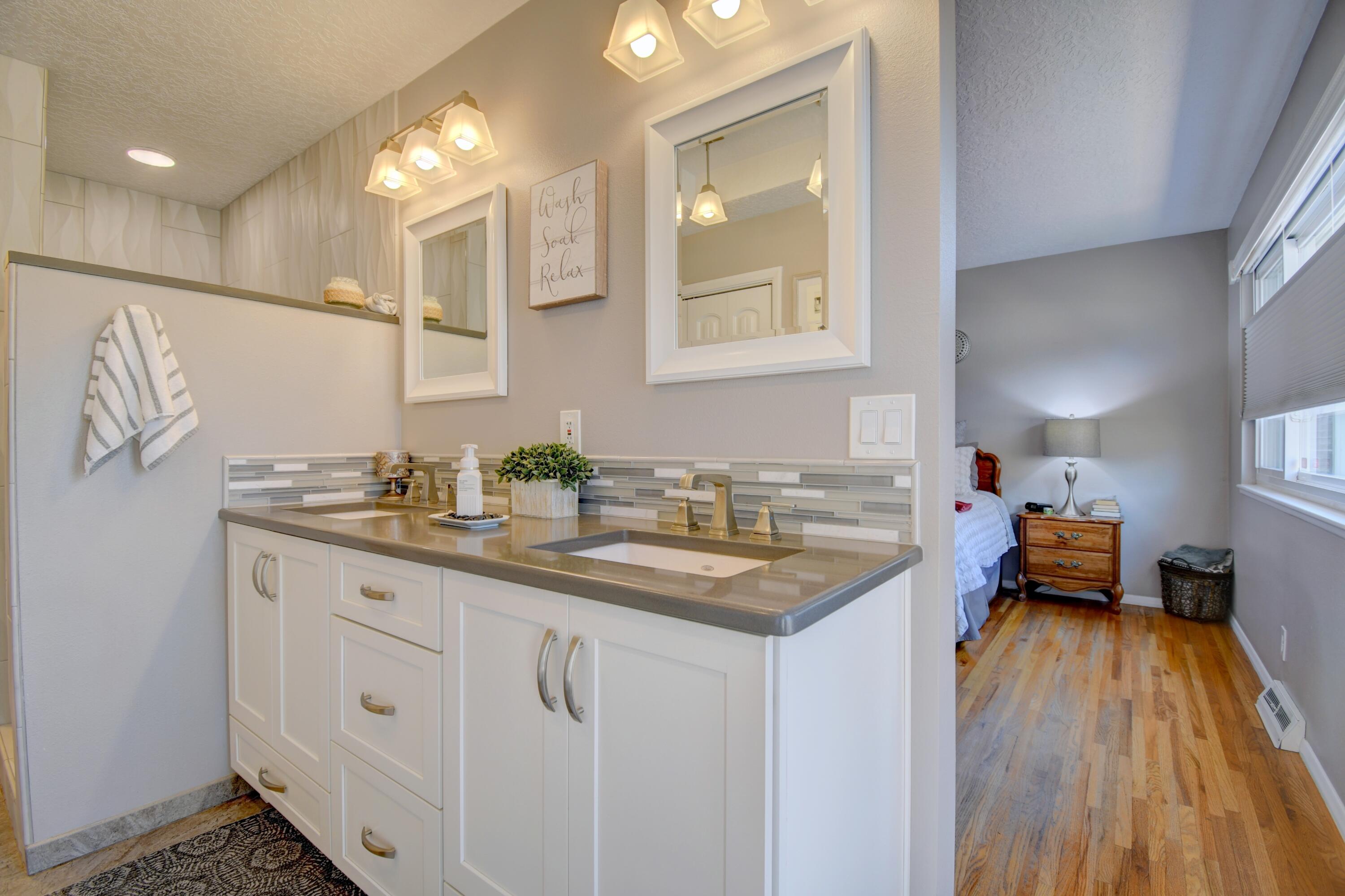 Photo 14 — 7516 Bellrose Avenue NE