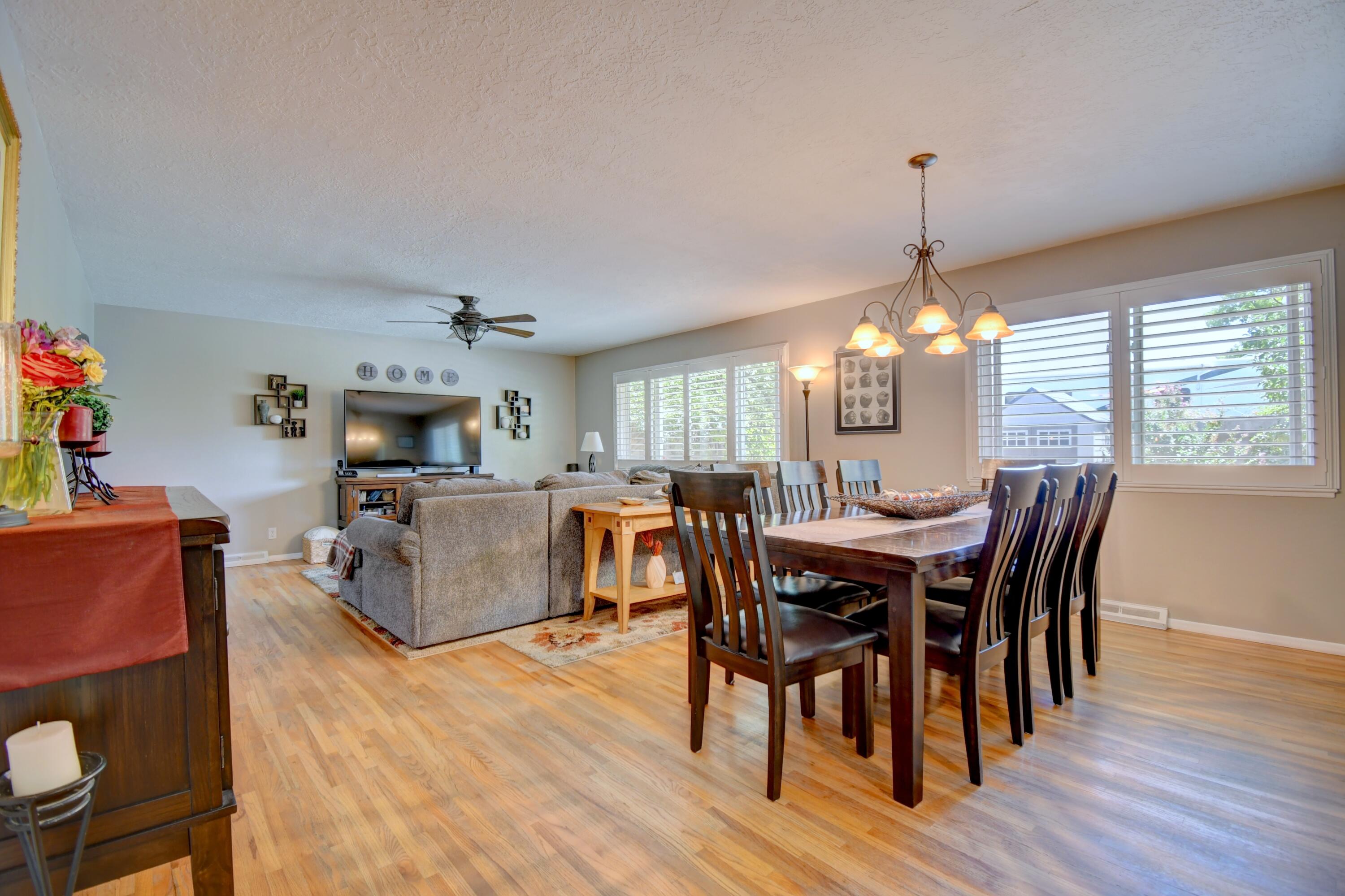 Photo 18 — 7516 Bellrose Avenue NE