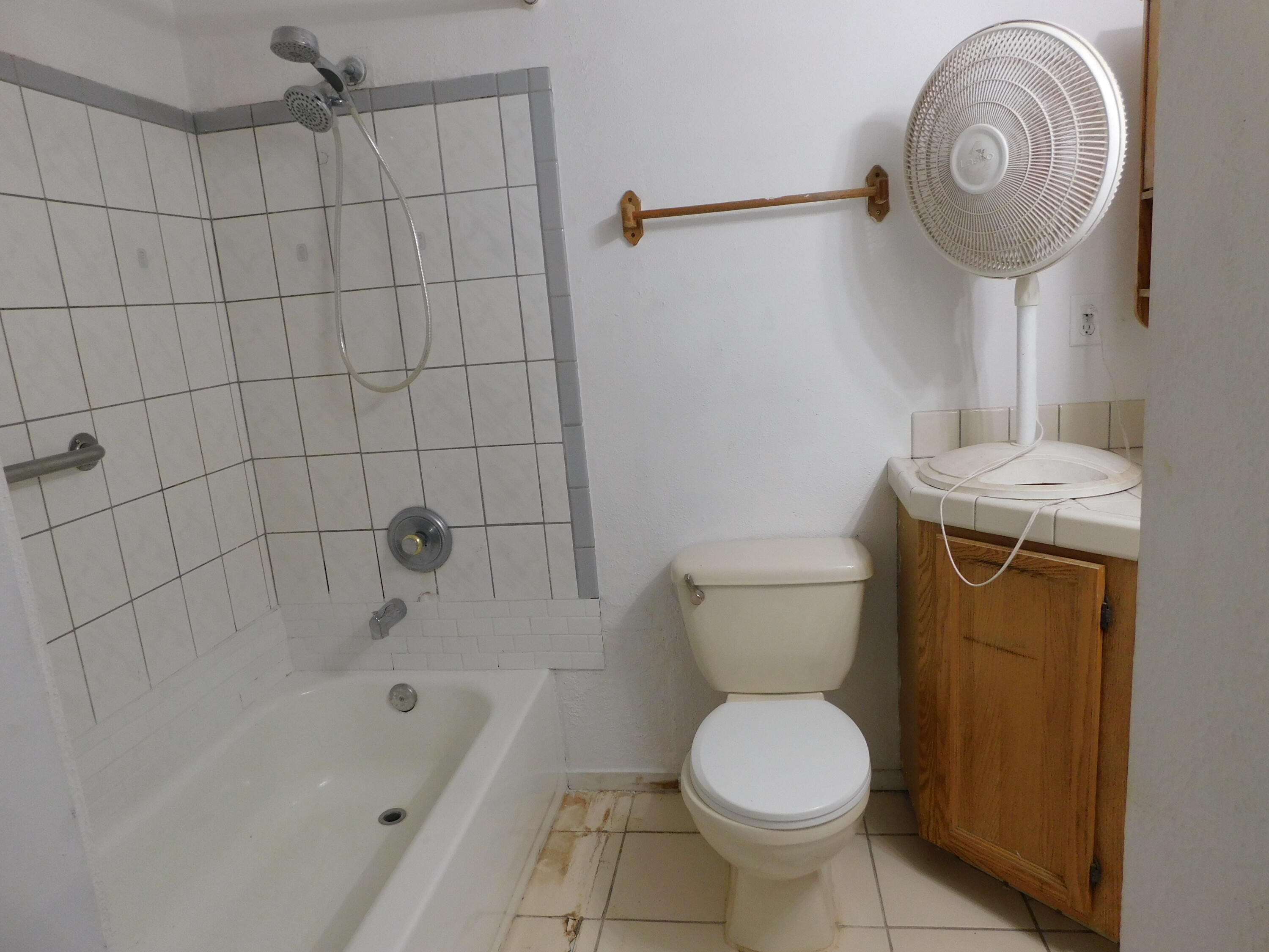 Photo 15 — 518 Hannah Place