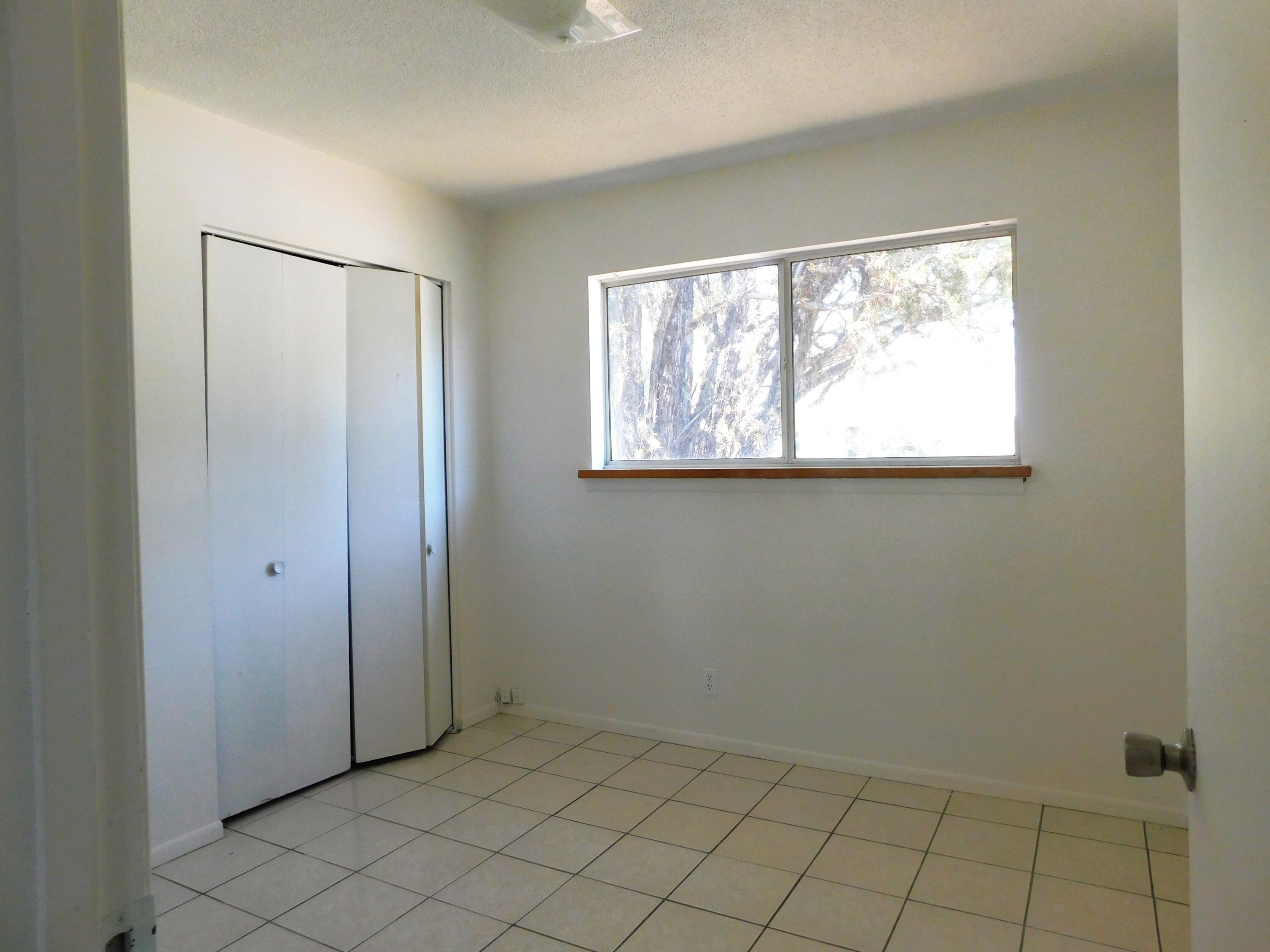 Photo 16 — 518 Hannah Place