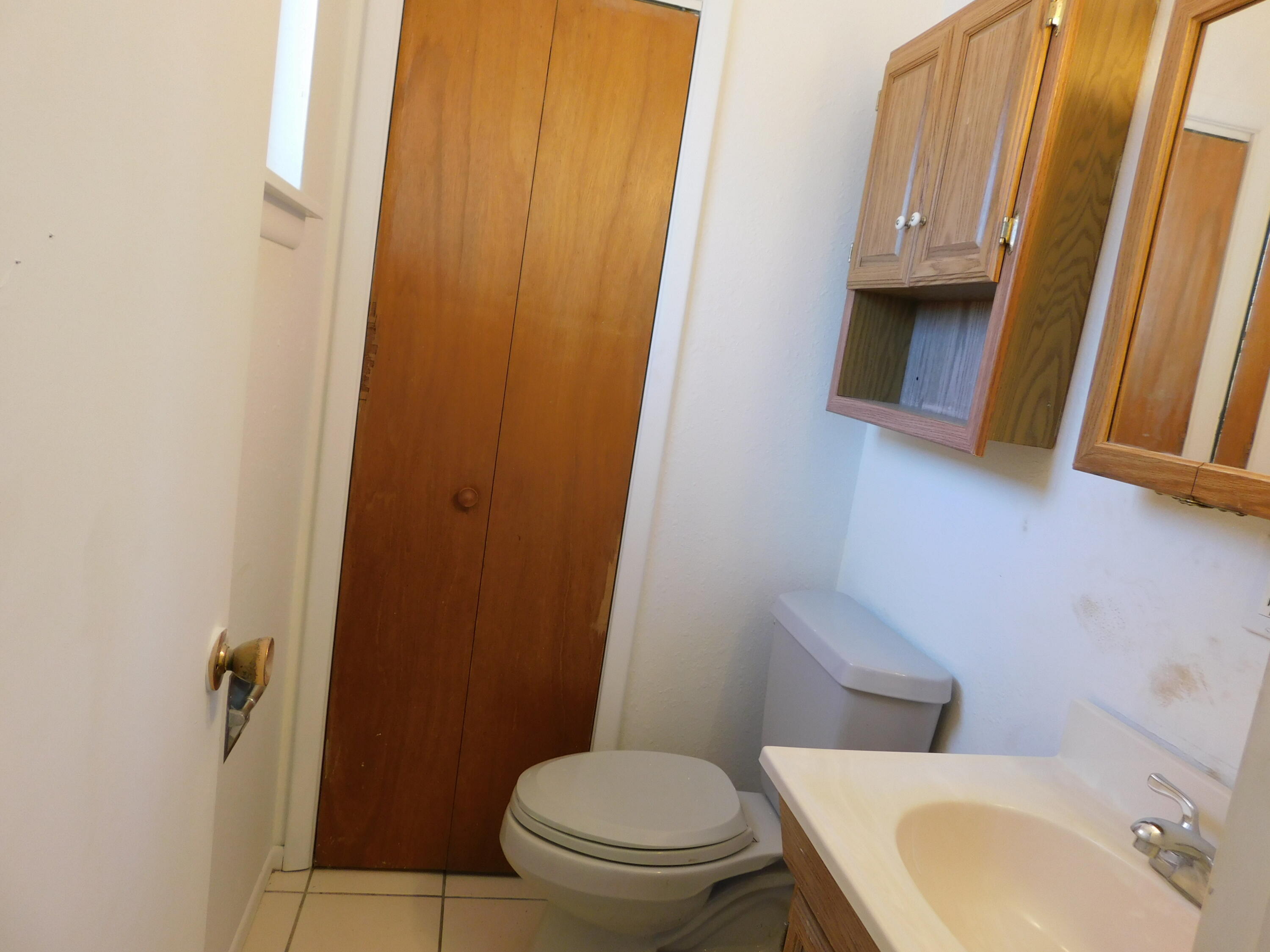 Photo 4 — 518 Hannah Place