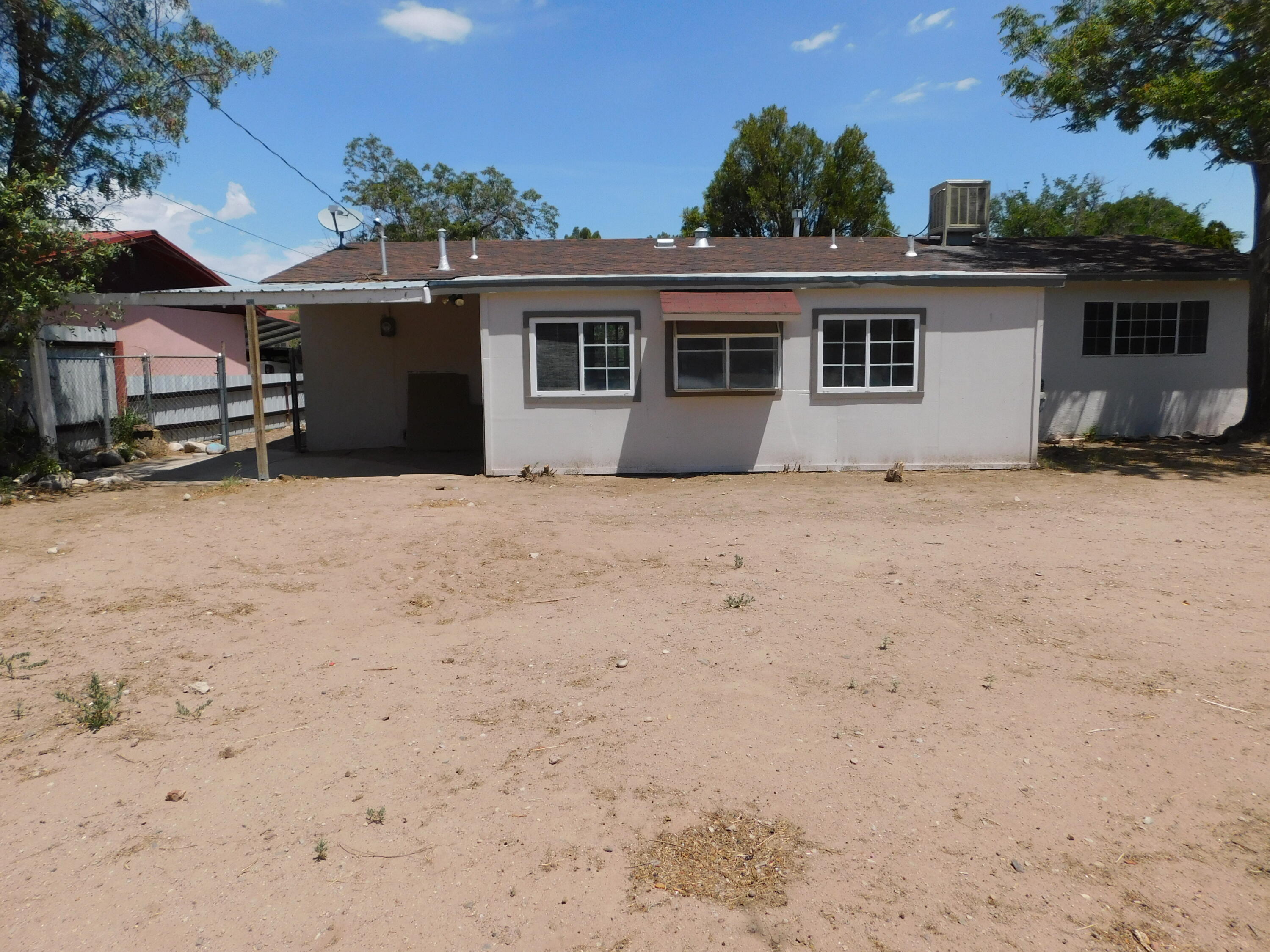 Photo 5 — 518 Hannah Place