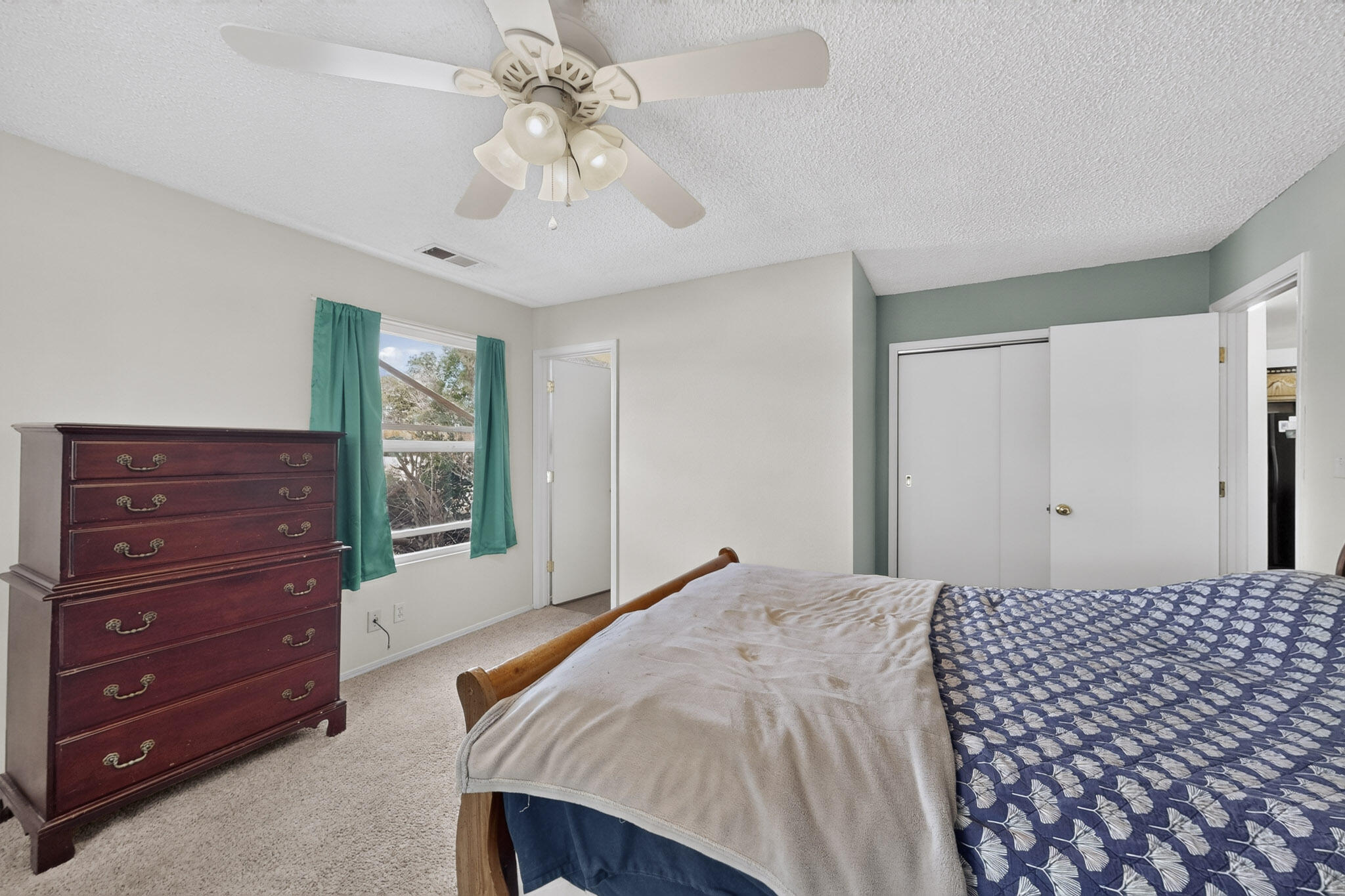 Photo 4 — 1765 Celina Road SE