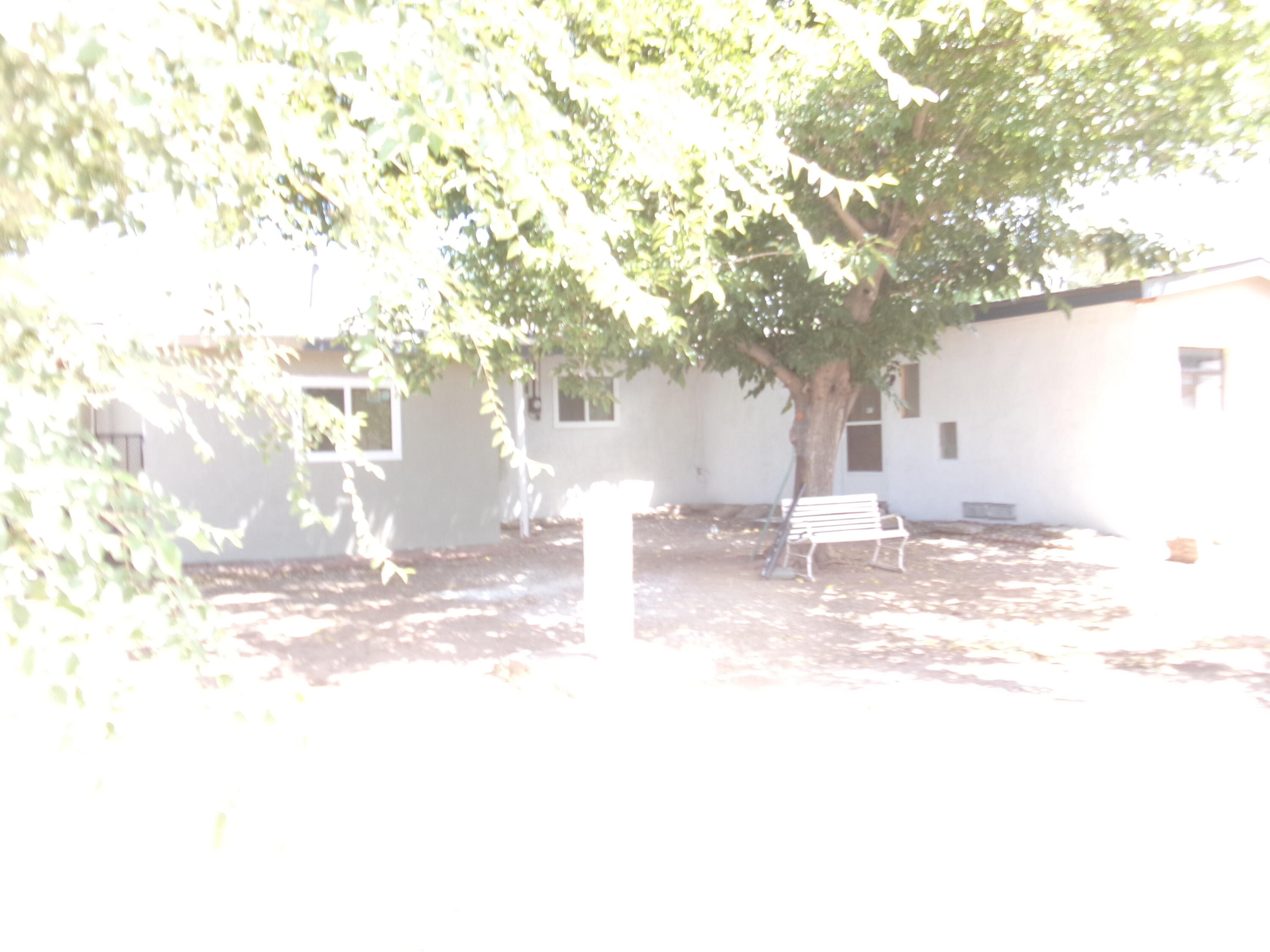 Photo 12 — 4011 Broadview Place NW