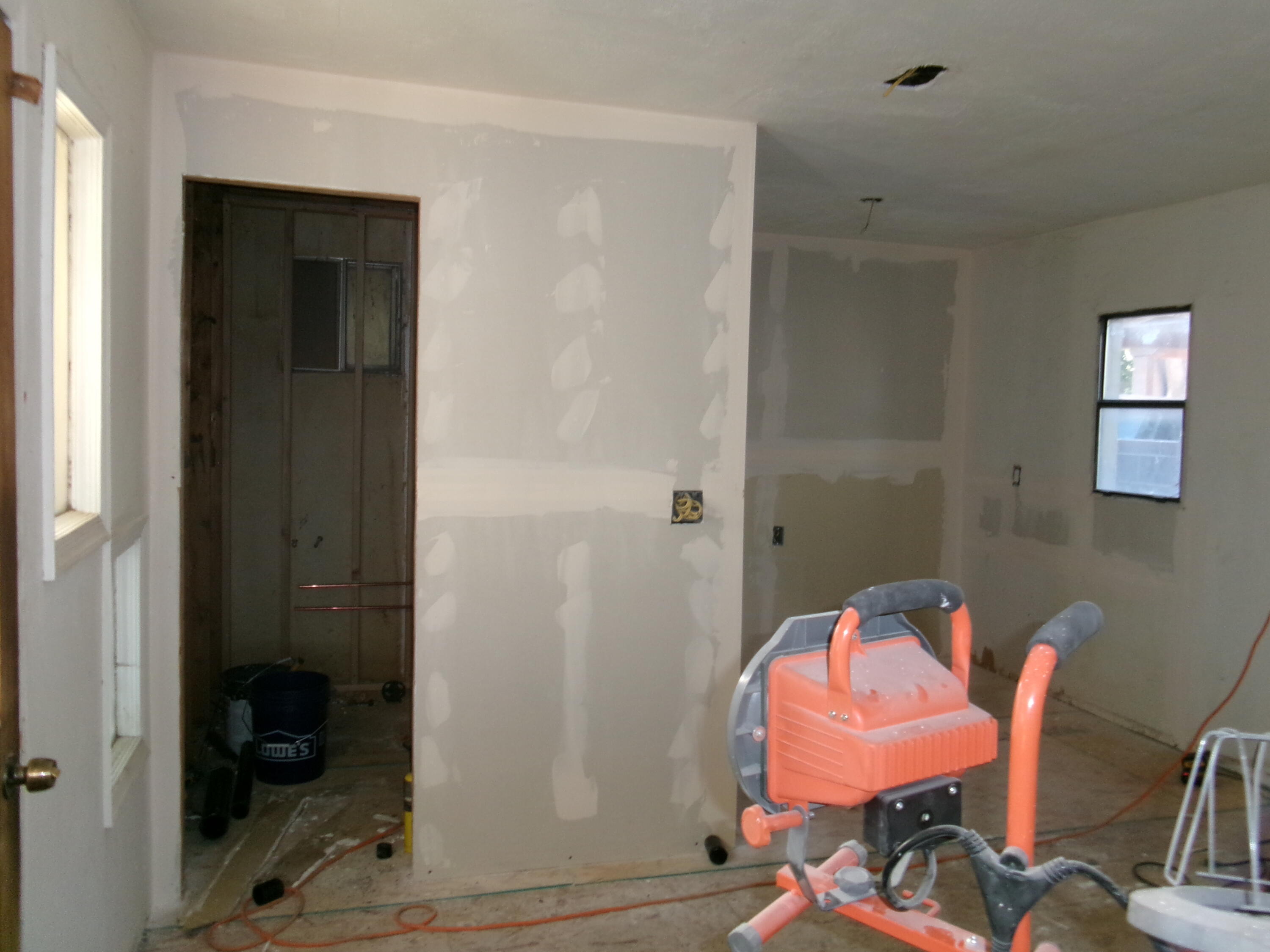 Photo 13 — 4011 Broadview Place NW