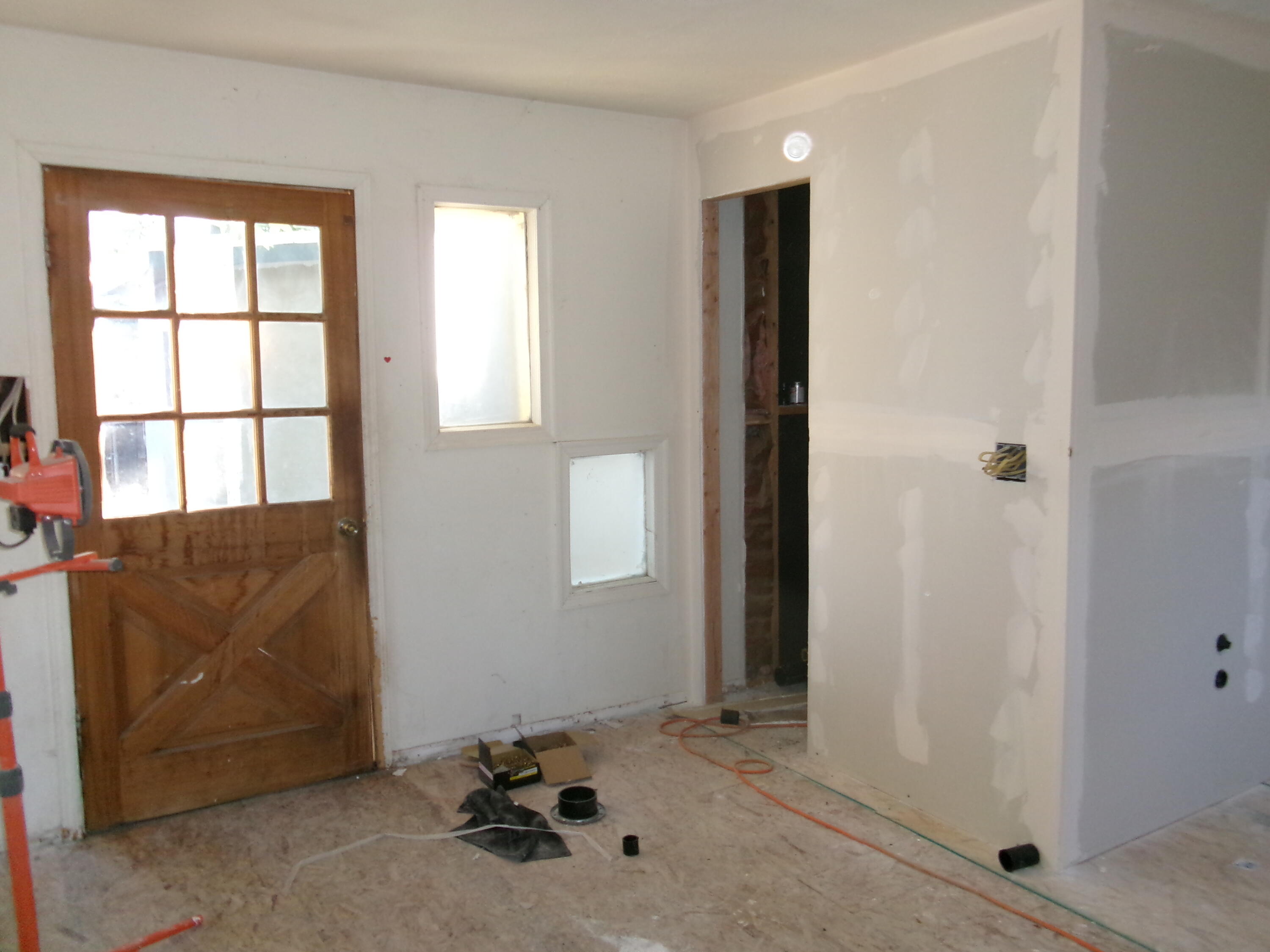 Photo 15 — 4011 Broadview Place NW
