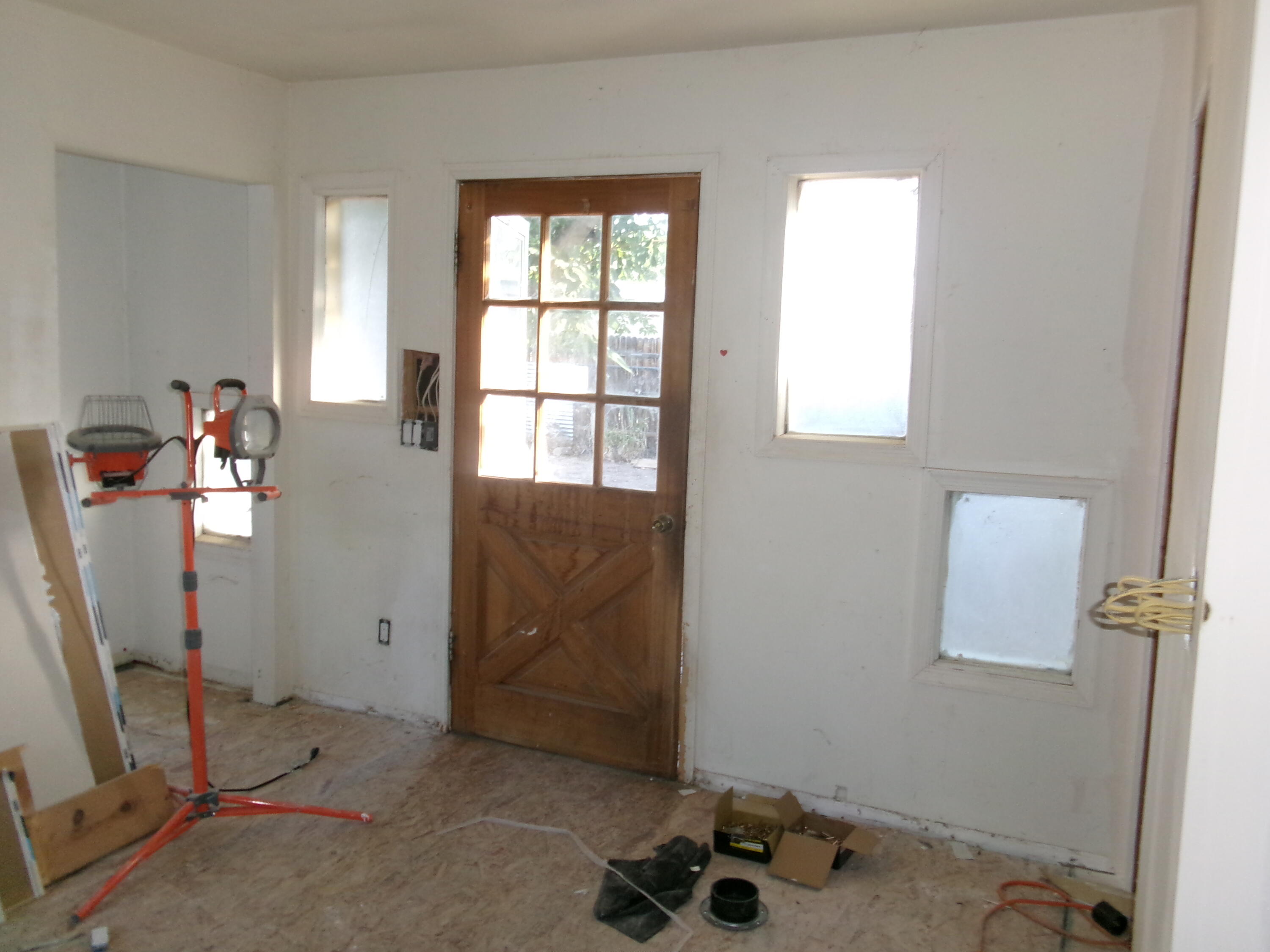 Photo 17 — 4011 Broadview Place NW