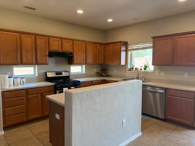 Photo 17 — 2730 Firewheel Avenue SW