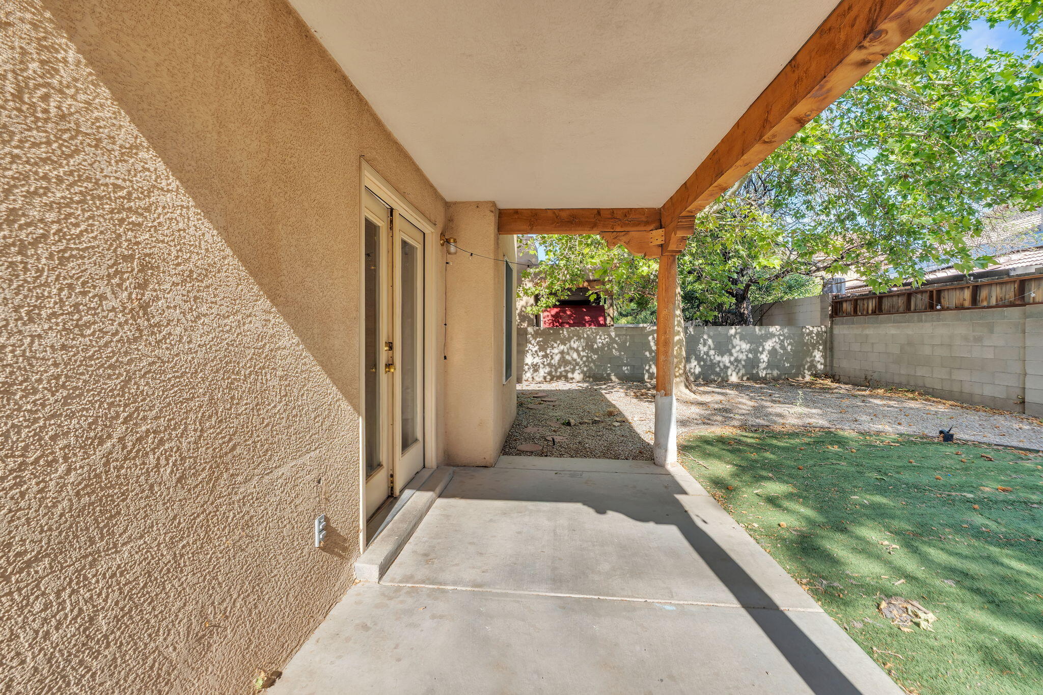 Photo 7 — 6709 Black Volcano Road NW