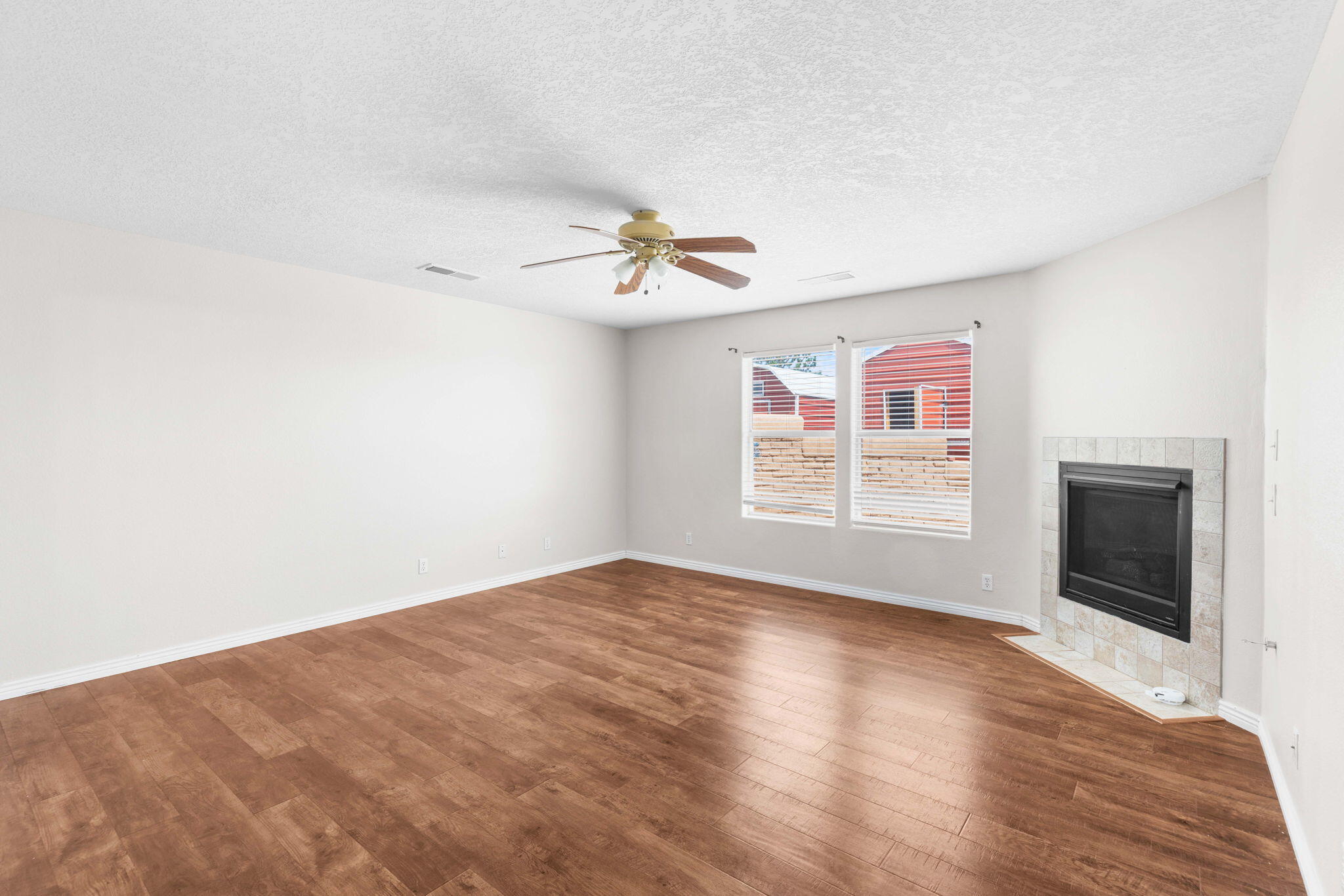 Photo 15 — 7106 Raleigh Hills Drive NE