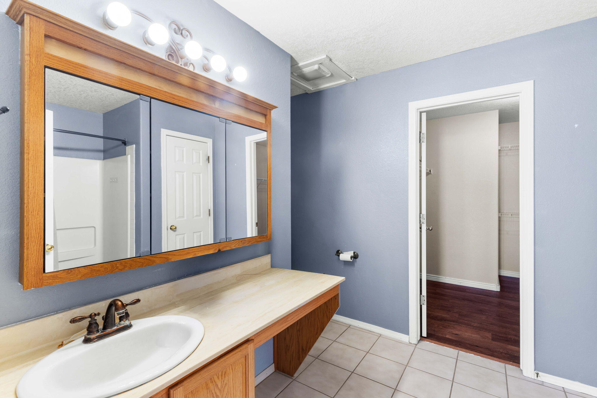 Photo 18 — 7106 Raleigh Hills Drive NE