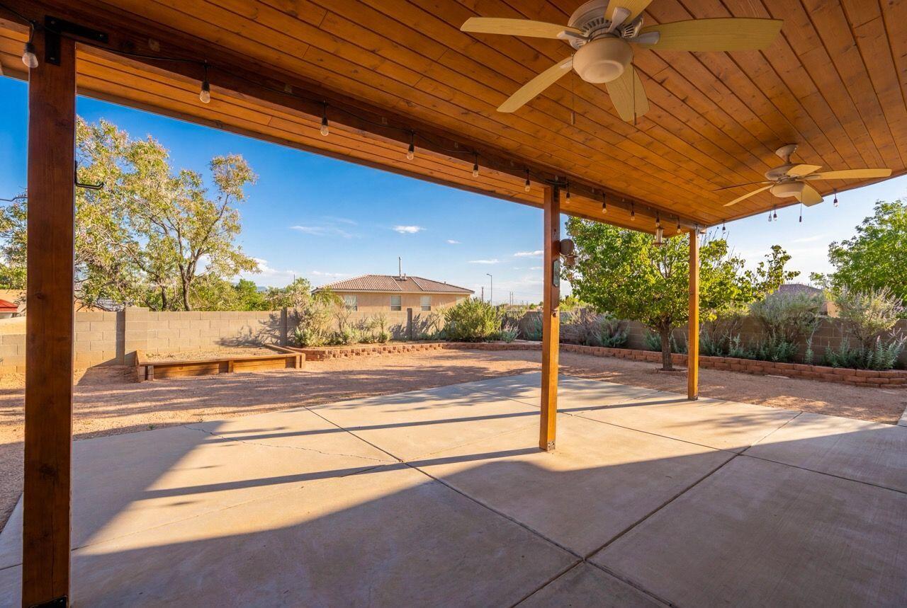 Photo 5 — 7106 Raleigh Hills Drive NE