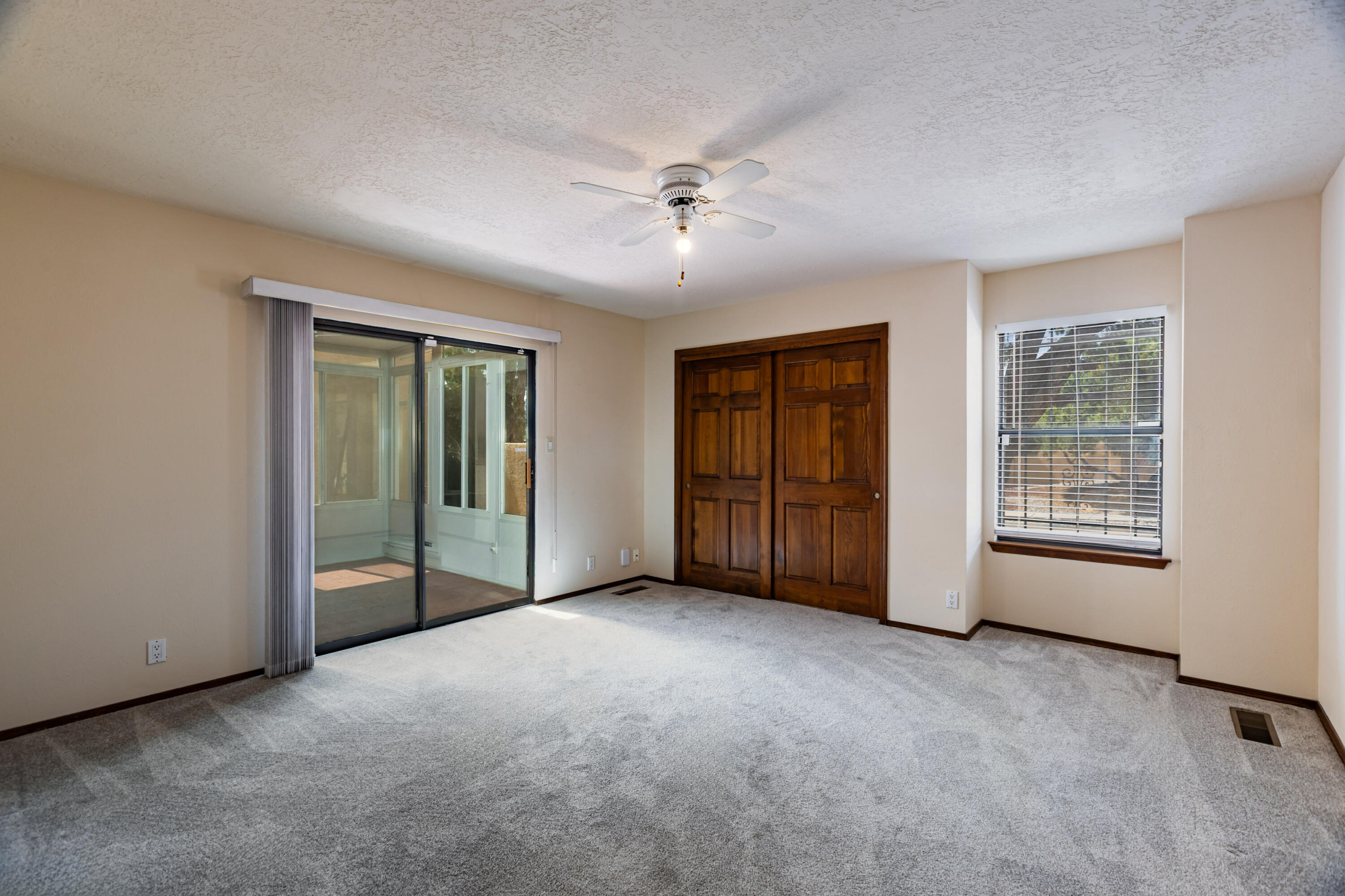 Photo 8 — 6408 Katson Avenue NE