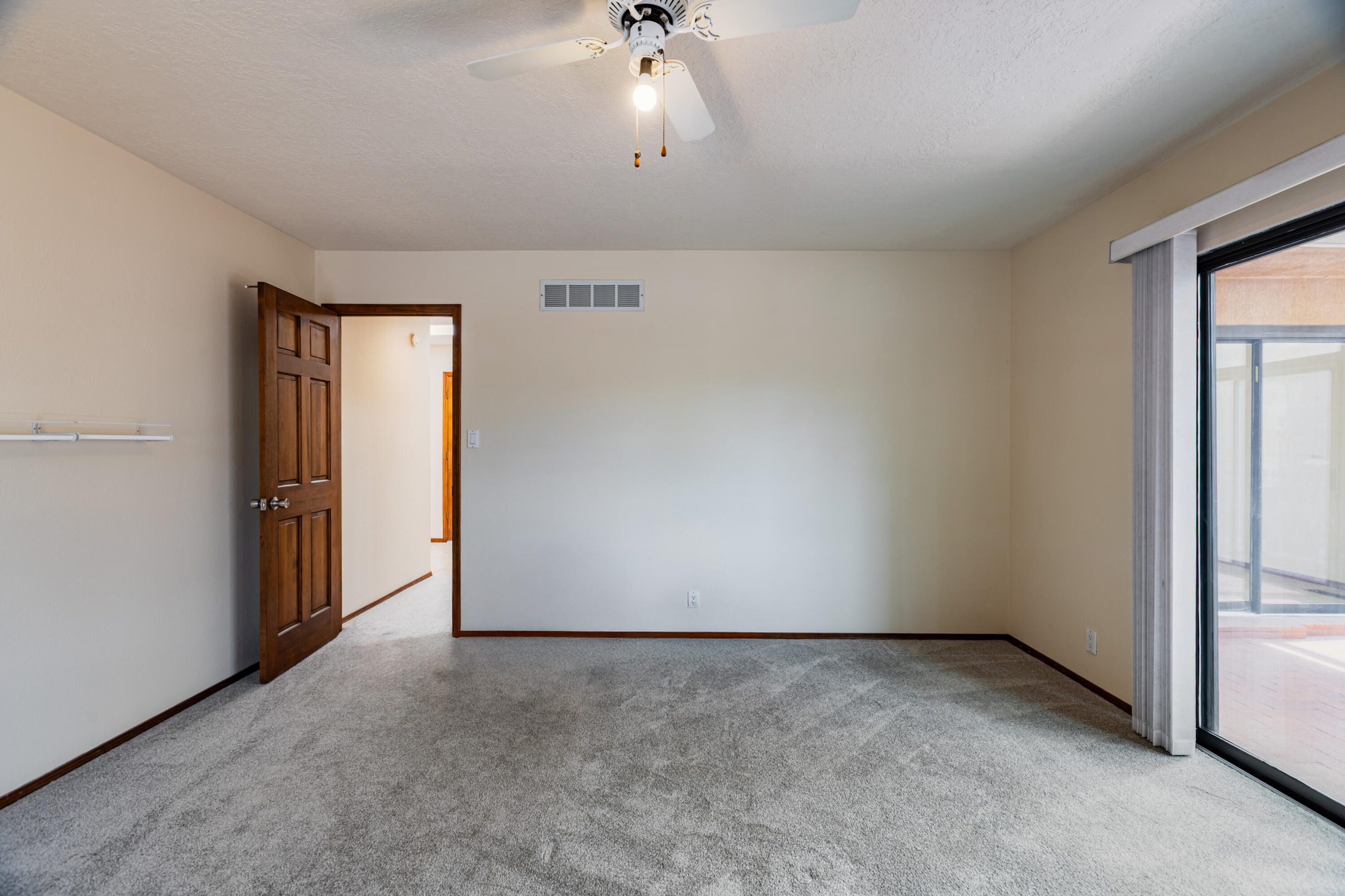 Photo 9 — 6408 Katson Avenue NE